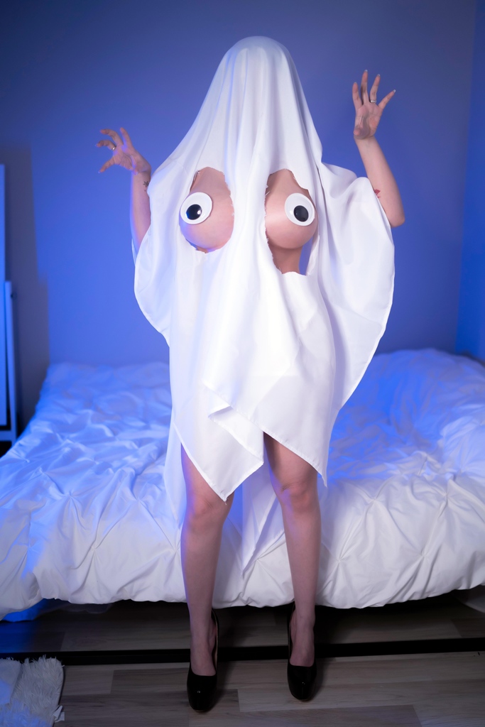 Đọc truyện hentai Tuyển tập Albums siêu phẩm Cosplay - Chap 1093 - Hana Bunny – Ghost Hana