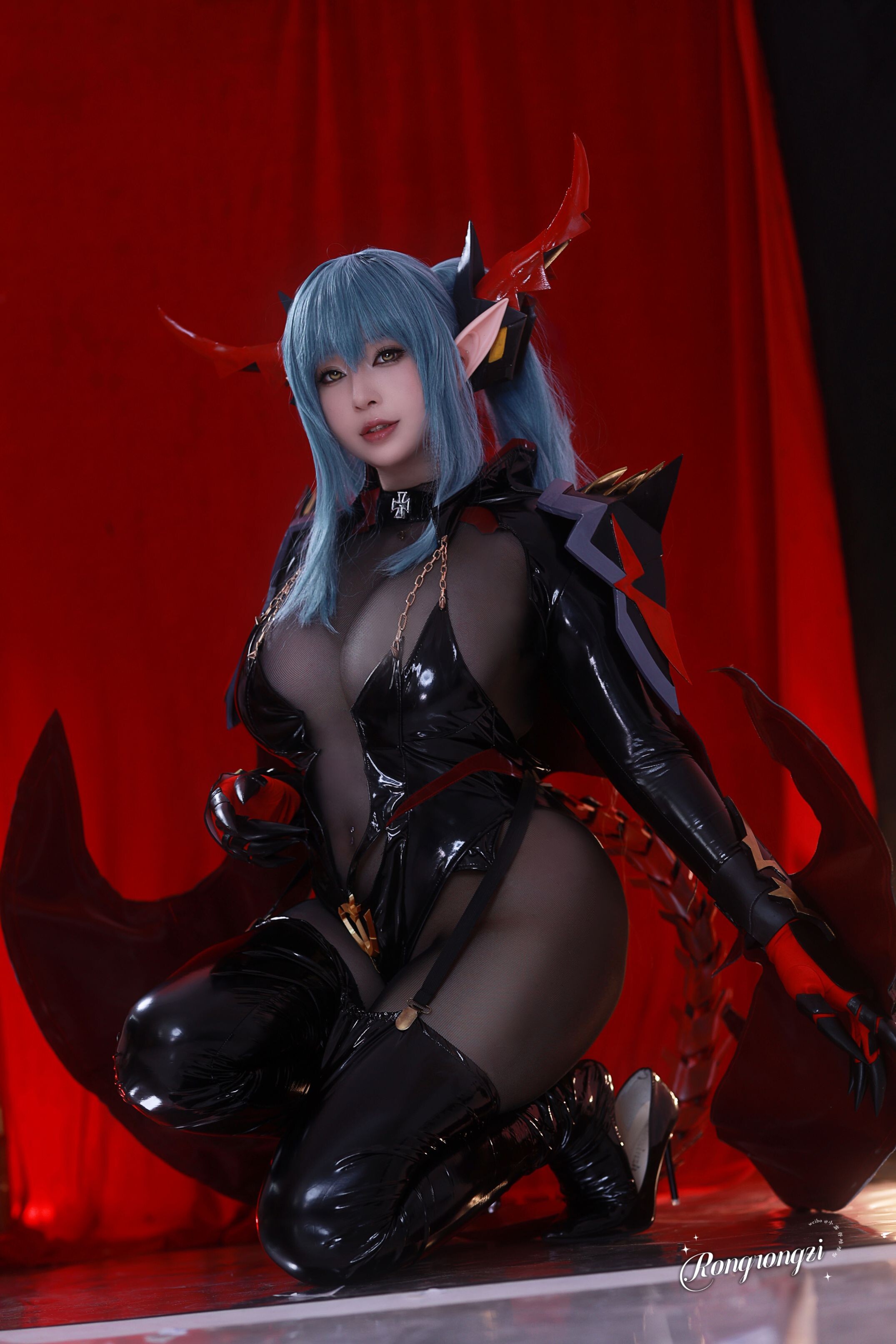 Đọc truyện hentai Tuyển tập Albums siêu phẩm Cosplay - Chap 955 - Xiao Rongzi Guguguw - A dragon girl