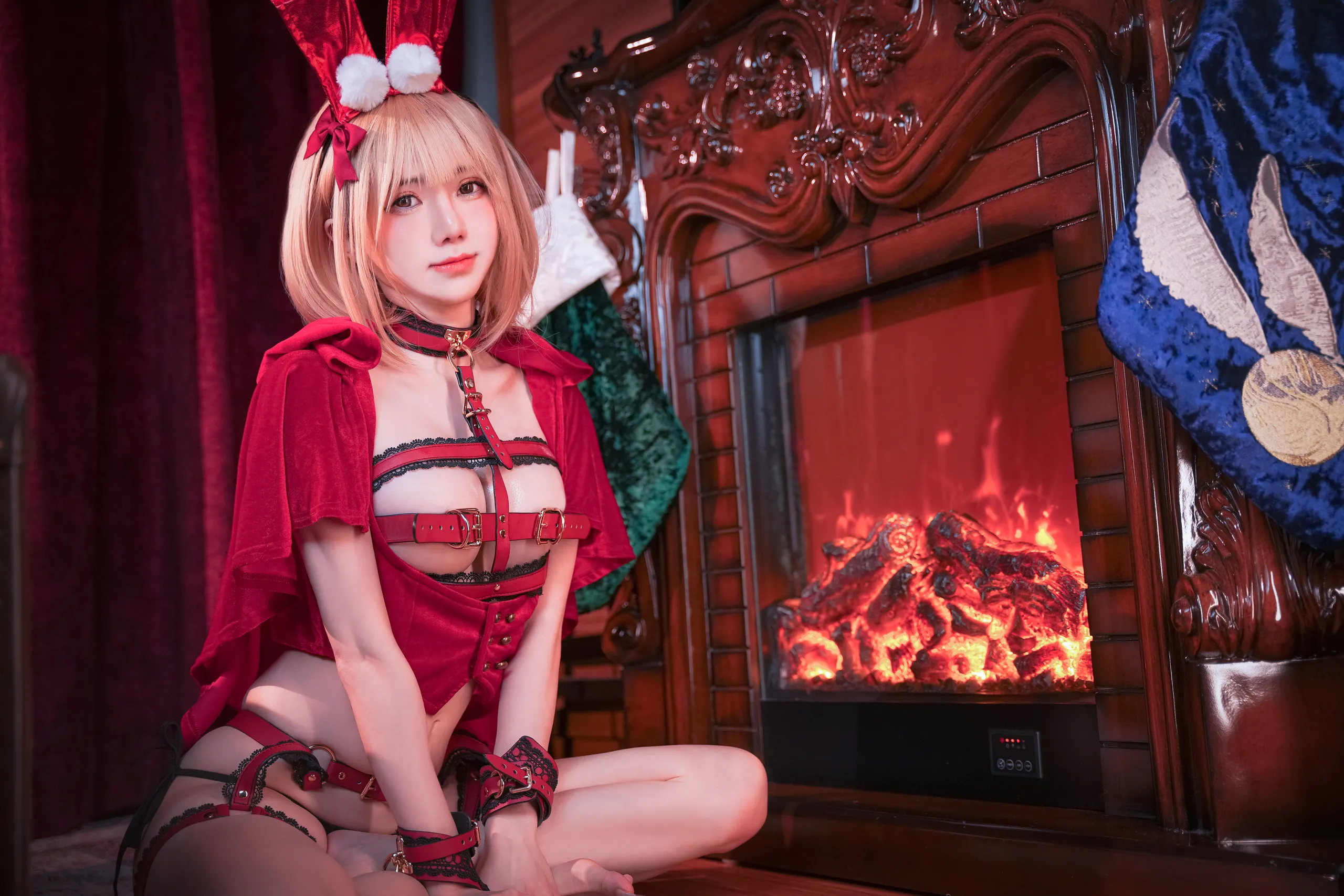 Đọc truyện hentai Tuyển tập Albums siêu phẩm Cosplay - Chap 1073 - Sally Dorasnow - Red Riding Hood