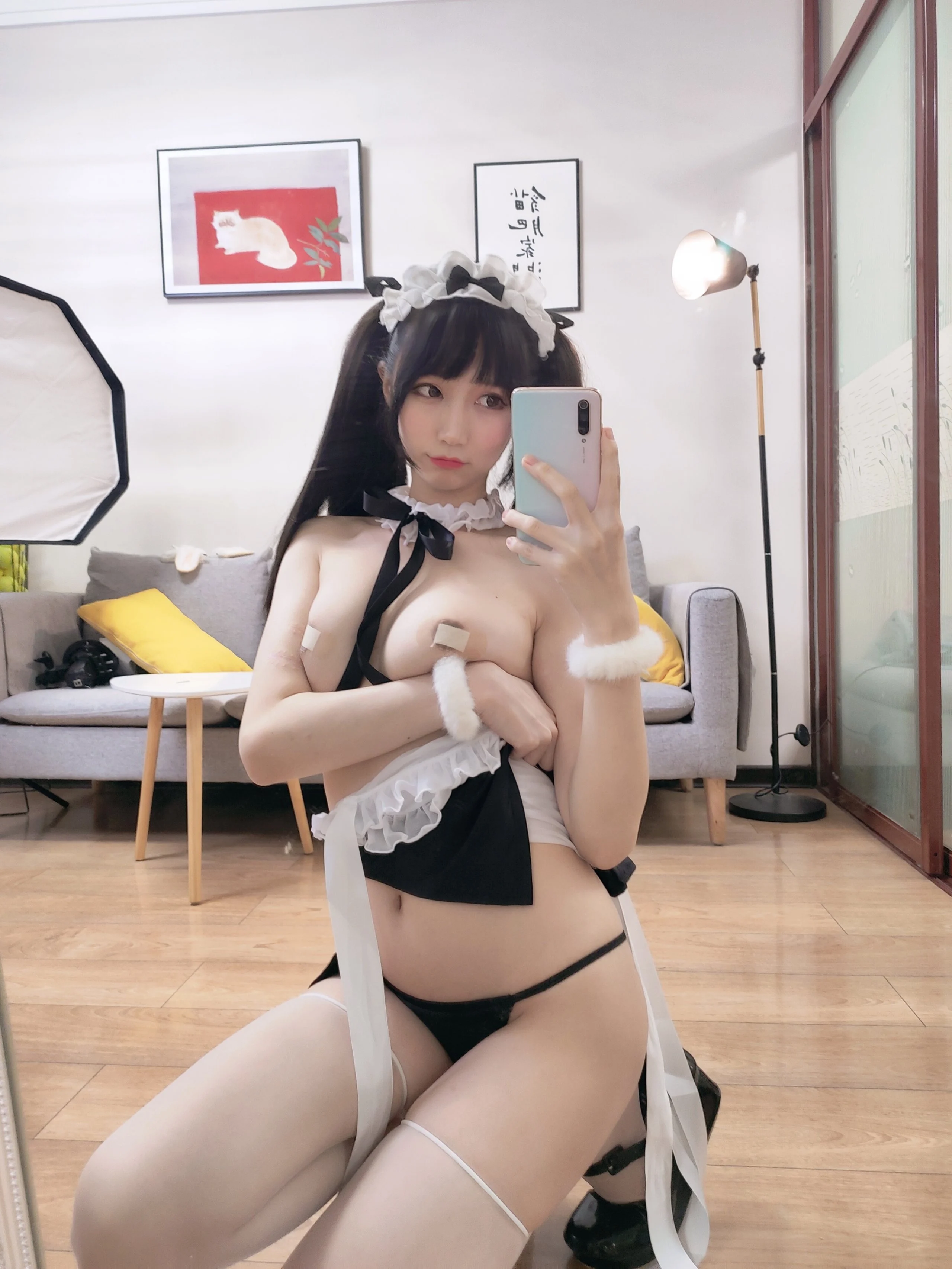 Đọc truyện hentai Tuyển tập Albums siêu phẩm Cosplay - Chap 904 - [NagIsa Demon Meow] Transparent maid outfit