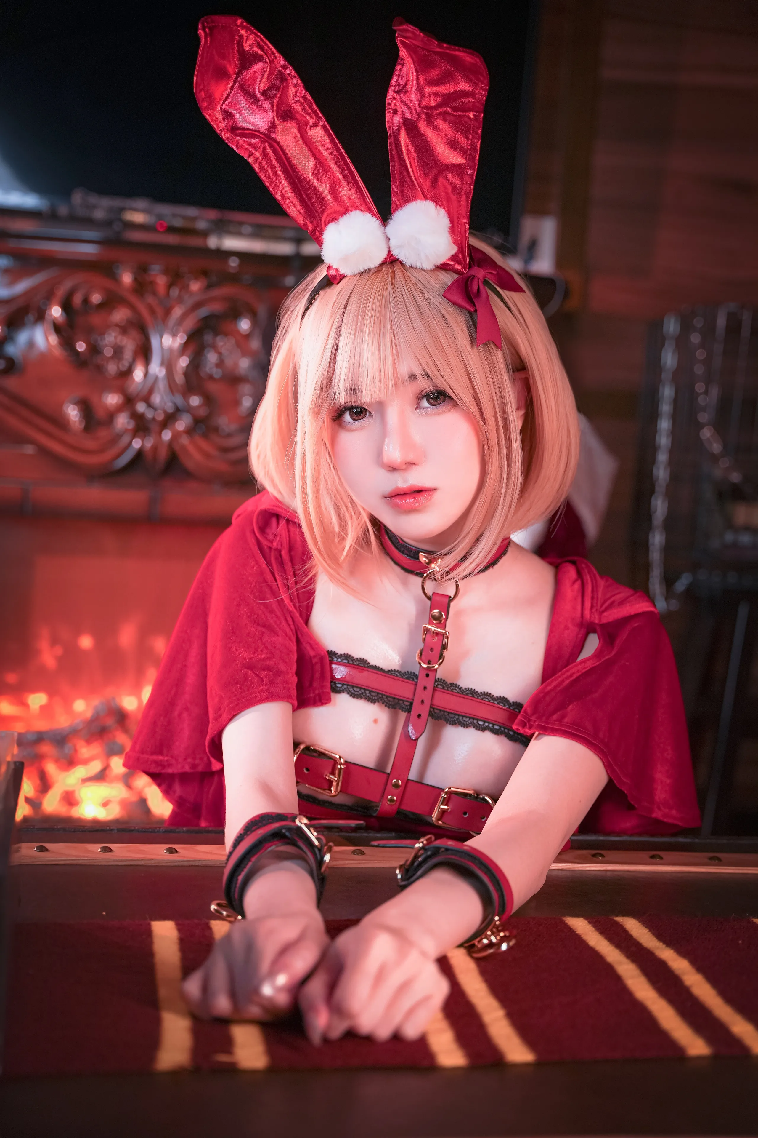 Đọc truyện hentai Tuyển tập Albums siêu phẩm Cosplay - Chap 1073 - Sally Dorasnow - Red Riding Hood