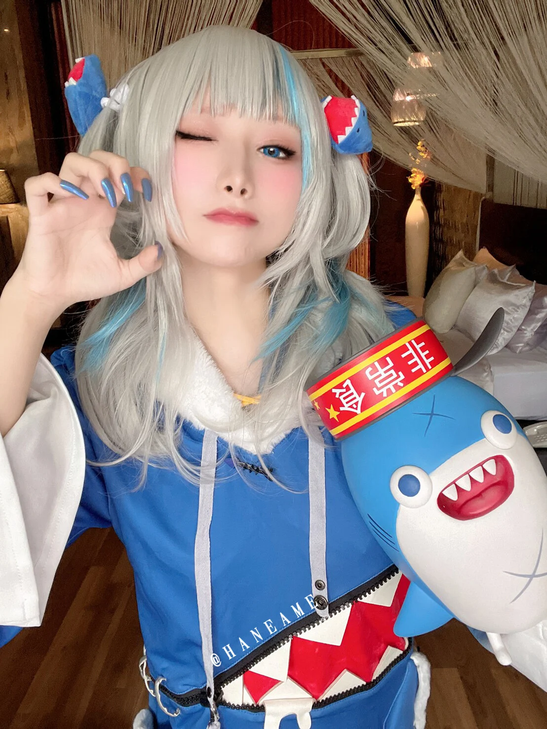 Đọc truyện hentai Tuyển tập Albums siêu phẩm Cosplay - Chap 764 - Hane Ame - Gawr Gura