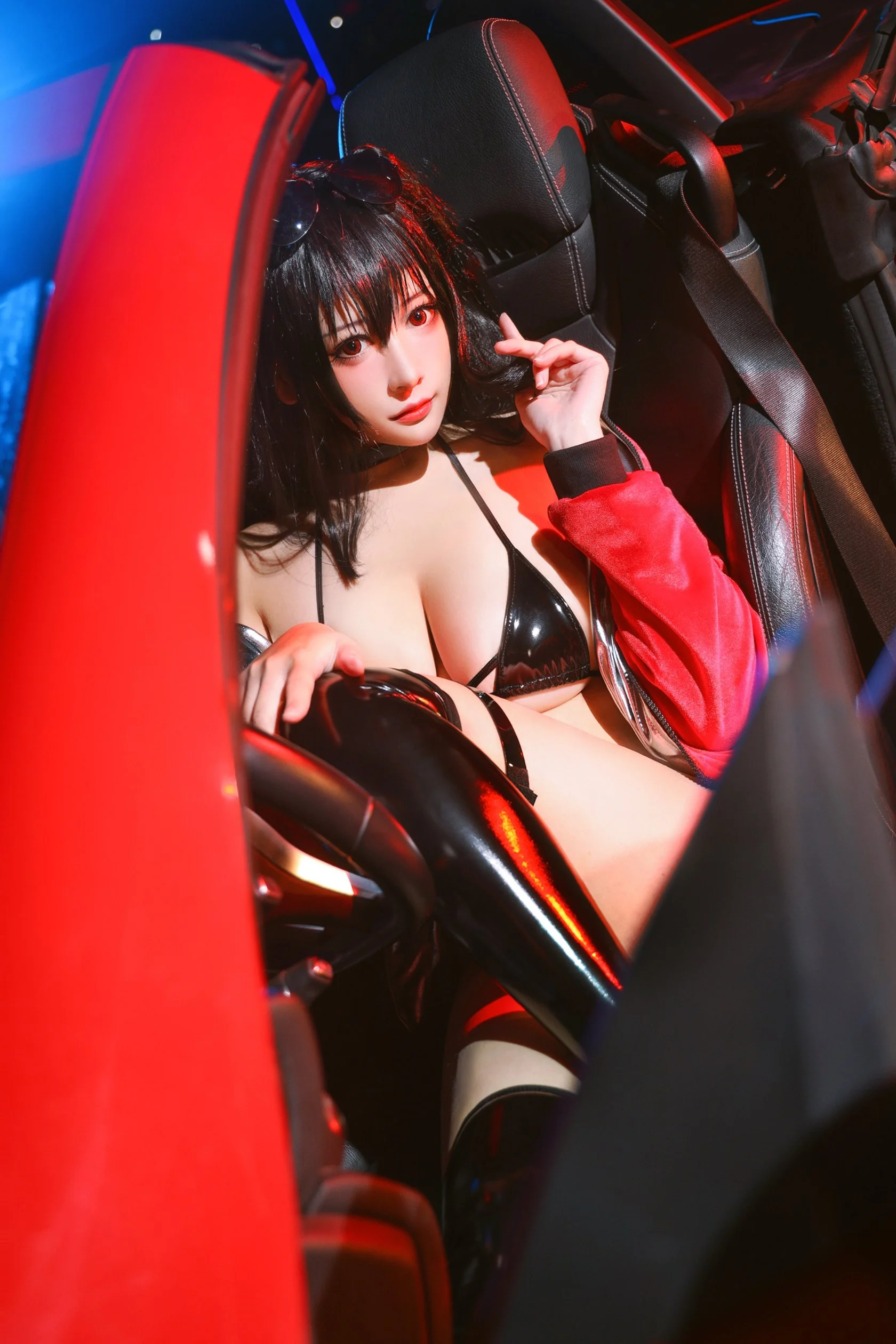 Đọc truyện hentai Tuyển tập Albums siêu phẩm Cosplay - Chap 958 - [Nian Nian_D] White swimming competition + milky zombie selfie + Dafeng + Prince Eugen of Azure Lane