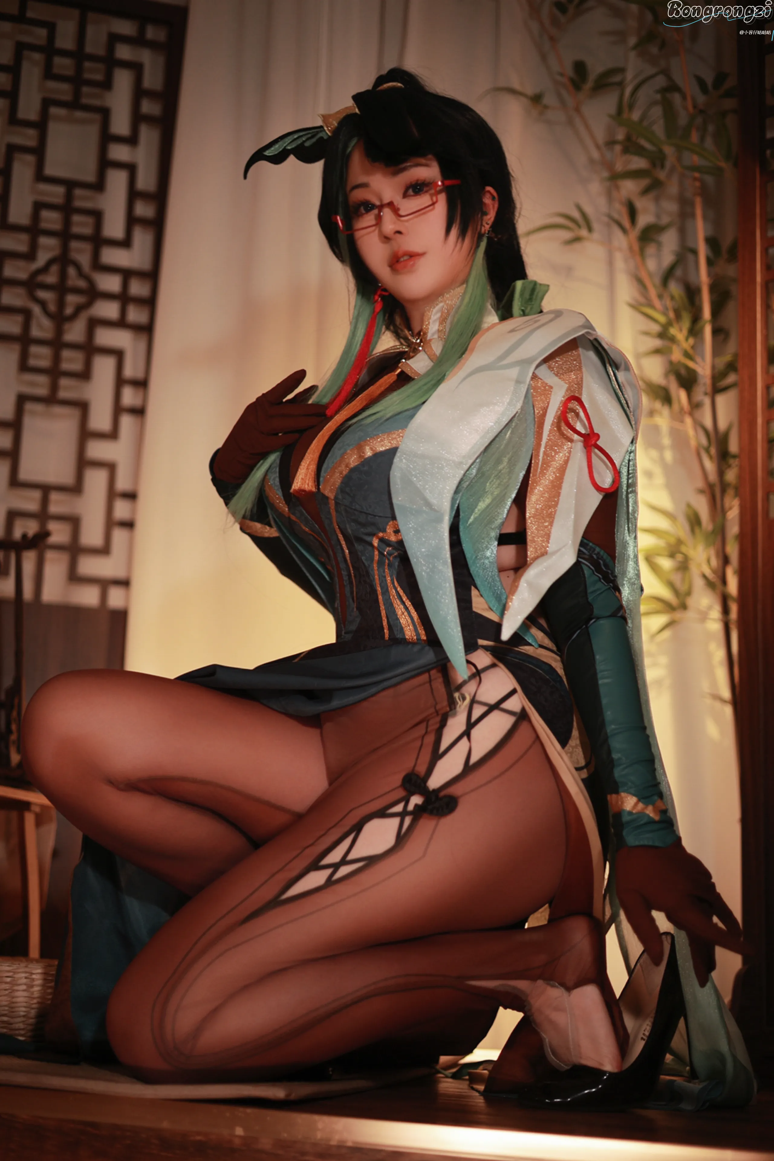 Đọc truyện hentai Tuyển tập Albums siêu phẩm Cosplay - Chap 954 - Xiao Rongzi Guguguw - Original God Xianyun