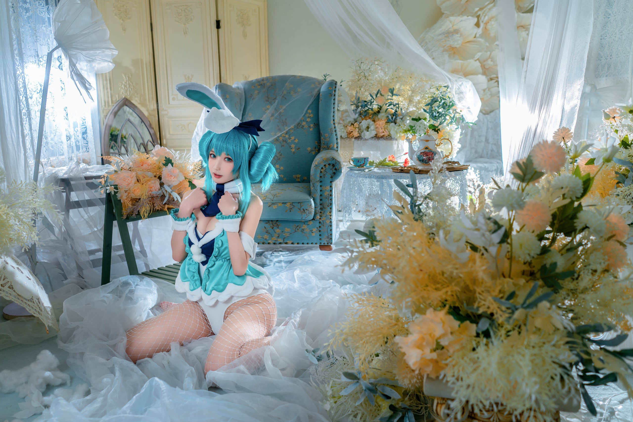 Đọc truyện hentai Tuyển tập Albums siêu phẩm Cosplay - Chap 842 - A Bao is also a bunny girl - NO.30 White Rabbit Miku
