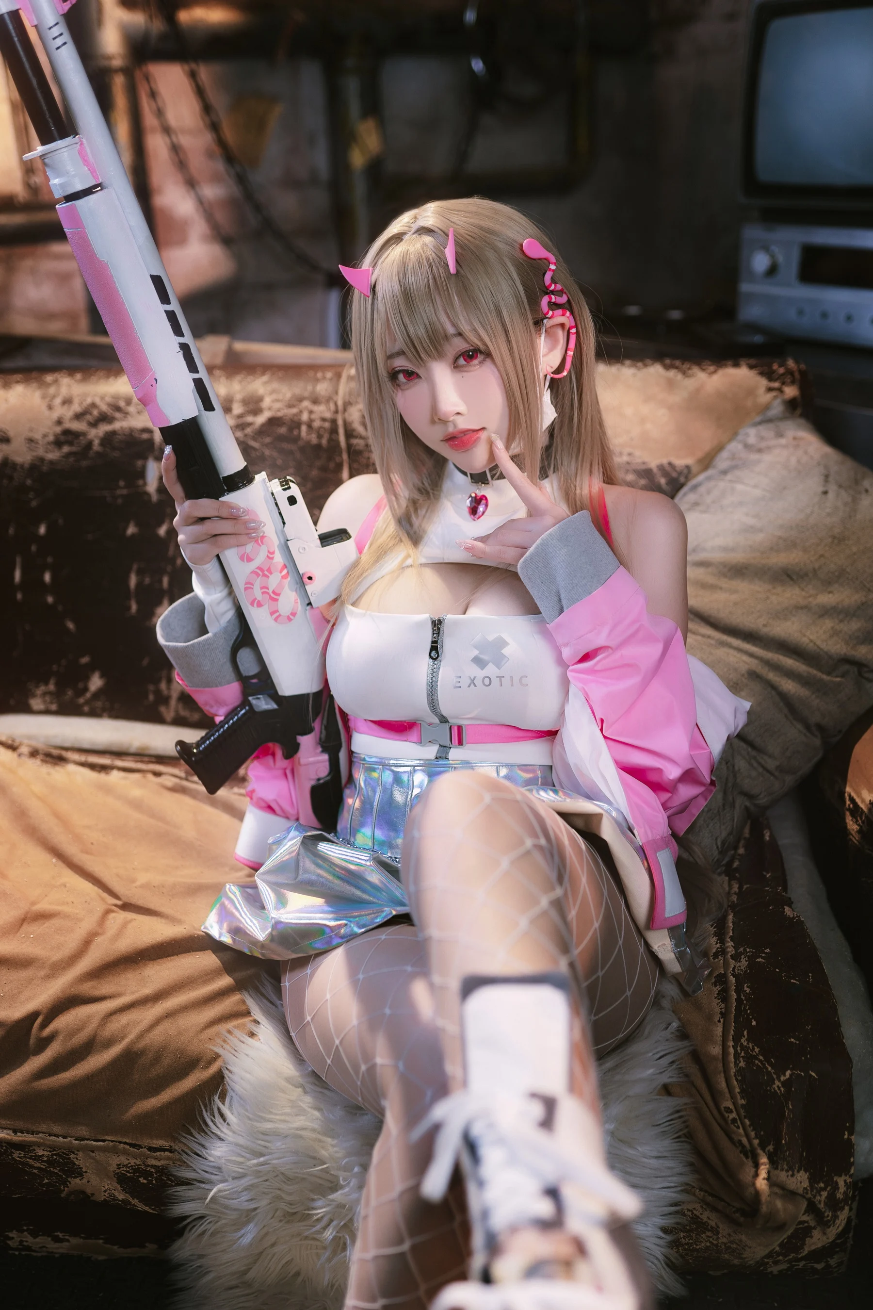 Đọc truyện hentai Tuyển tập Albums siêu phẩm Cosplay - Chap 338 - Sakura Miyamoto - Viper