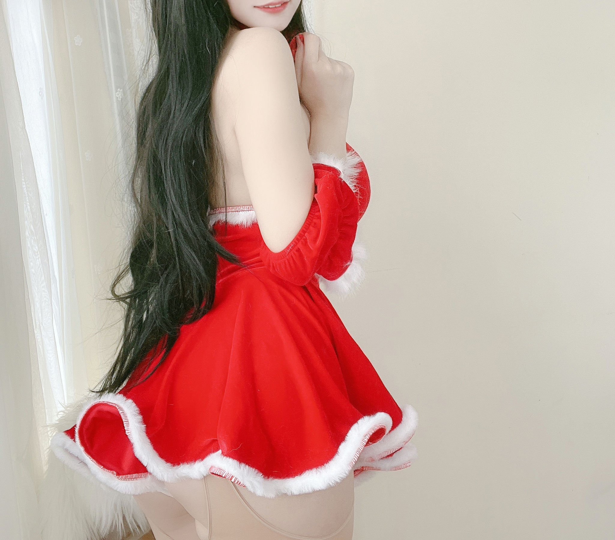Đọc truyện hentai Tuyển tập Albums siêu phẩm Cosplay - Chap 733 - [Chiyoko Ogura] Red Christmas