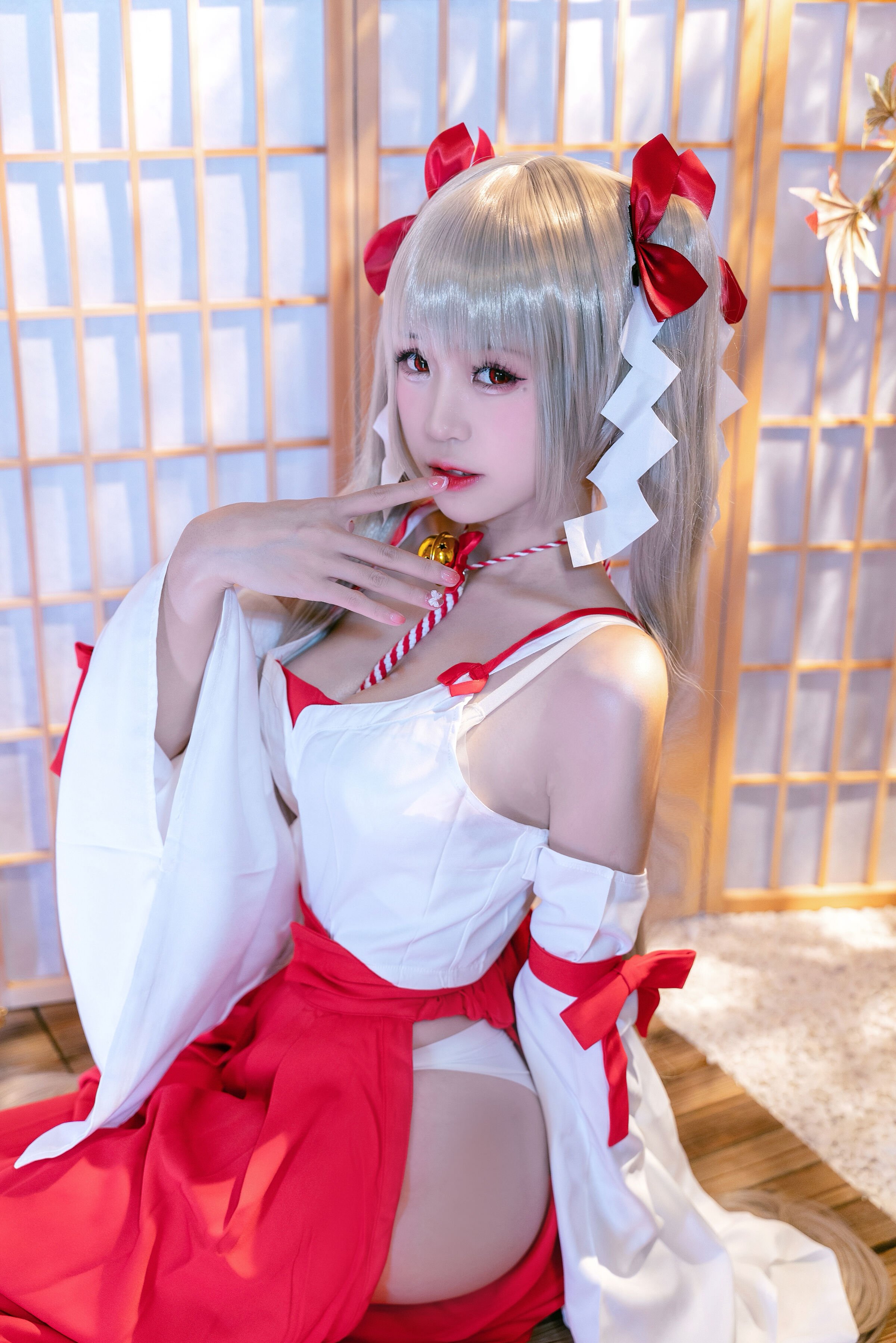 Đọc truyện hentai Tuyển tập Albums siêu phẩm Cosplay - Chap 615 - miko - Awesome witch