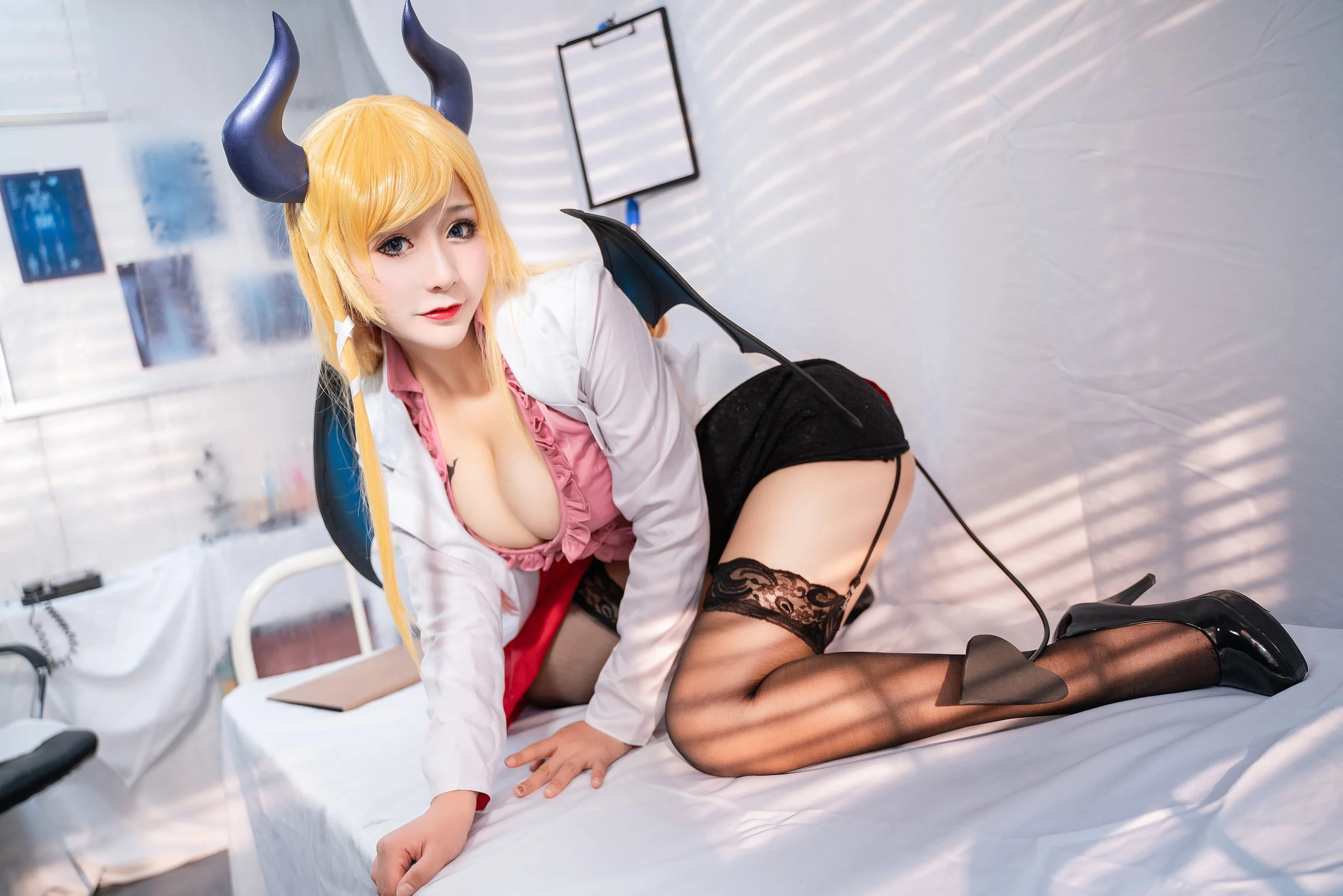 Đọc truyện hentai Tuyển tập Albums siêu phẩm Cosplay - Chap 731 - [Santou Miido] Teacher Kokku (Choko Iyutsuki)