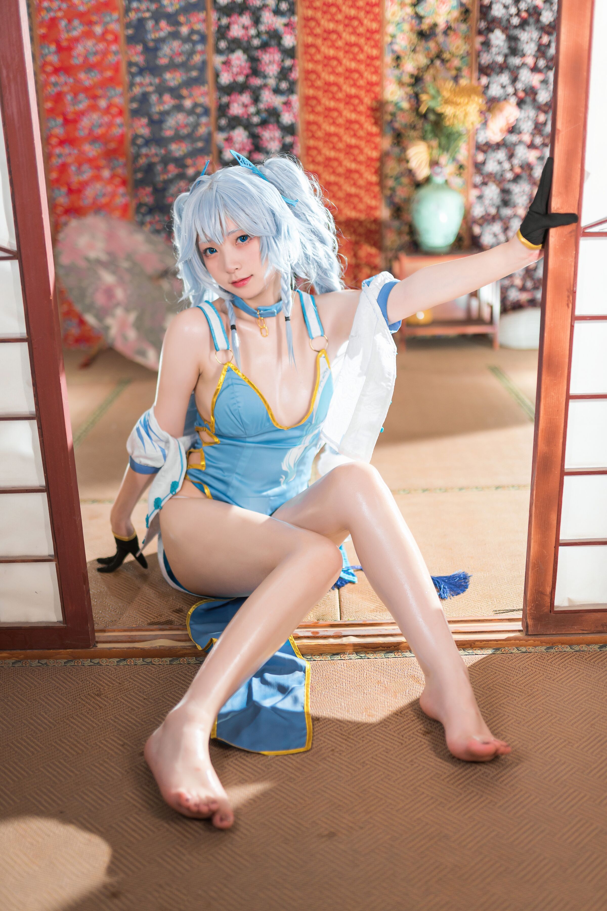 Đọc truyện hentai Tuyển tập Albums siêu phẩm Cosplay - Chap 466 - Flower Bell PA15 - Delphinium Charm