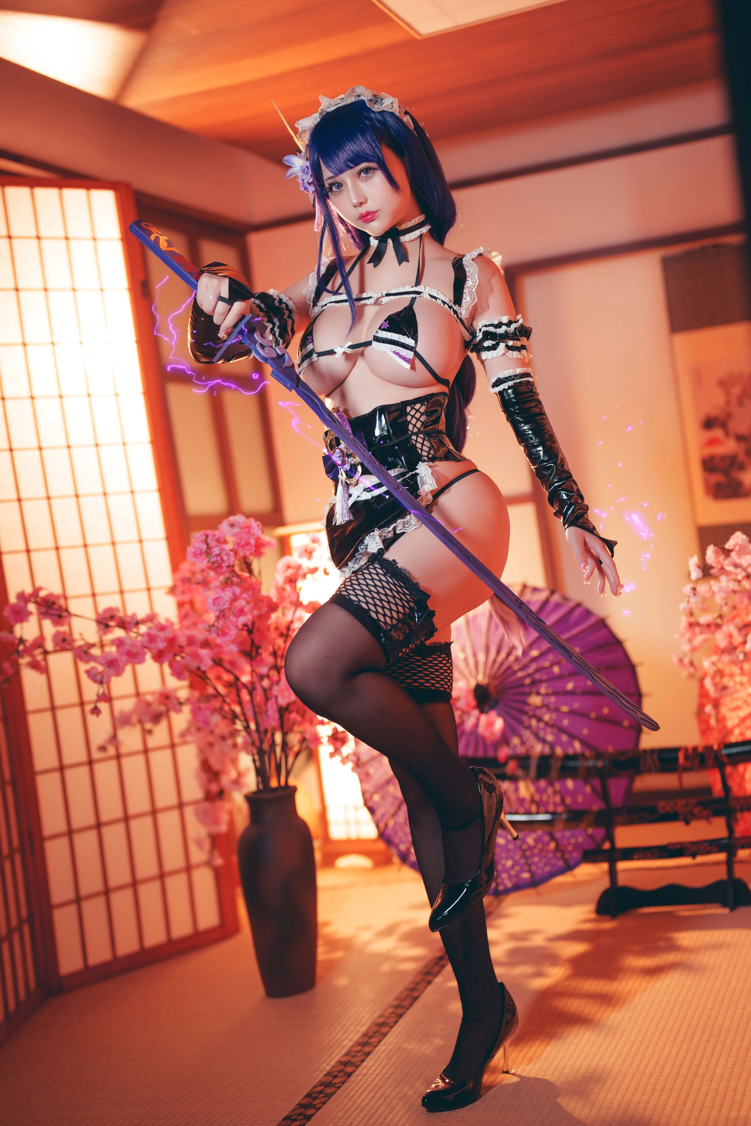 Đọc truyện hentai Tuyển tập Albums siêu phẩm Cosplay - Chap 619 - Rinka Okita - Raiden Shogun