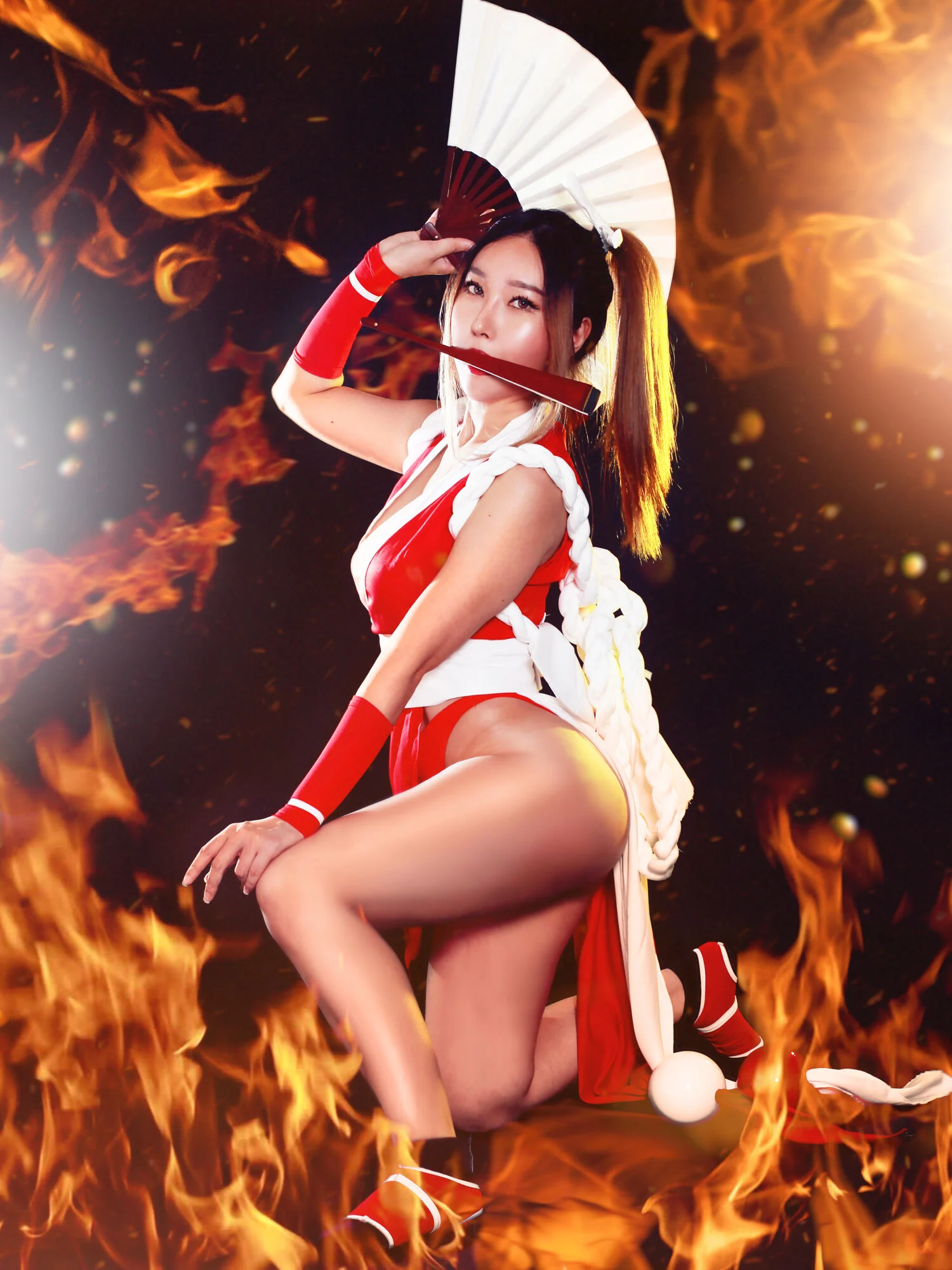 Đọc truyện hentai Tuyển tập Albums siêu phẩm Cosplay - Chap 563 - Rinnie Riot - Mai Shiranui