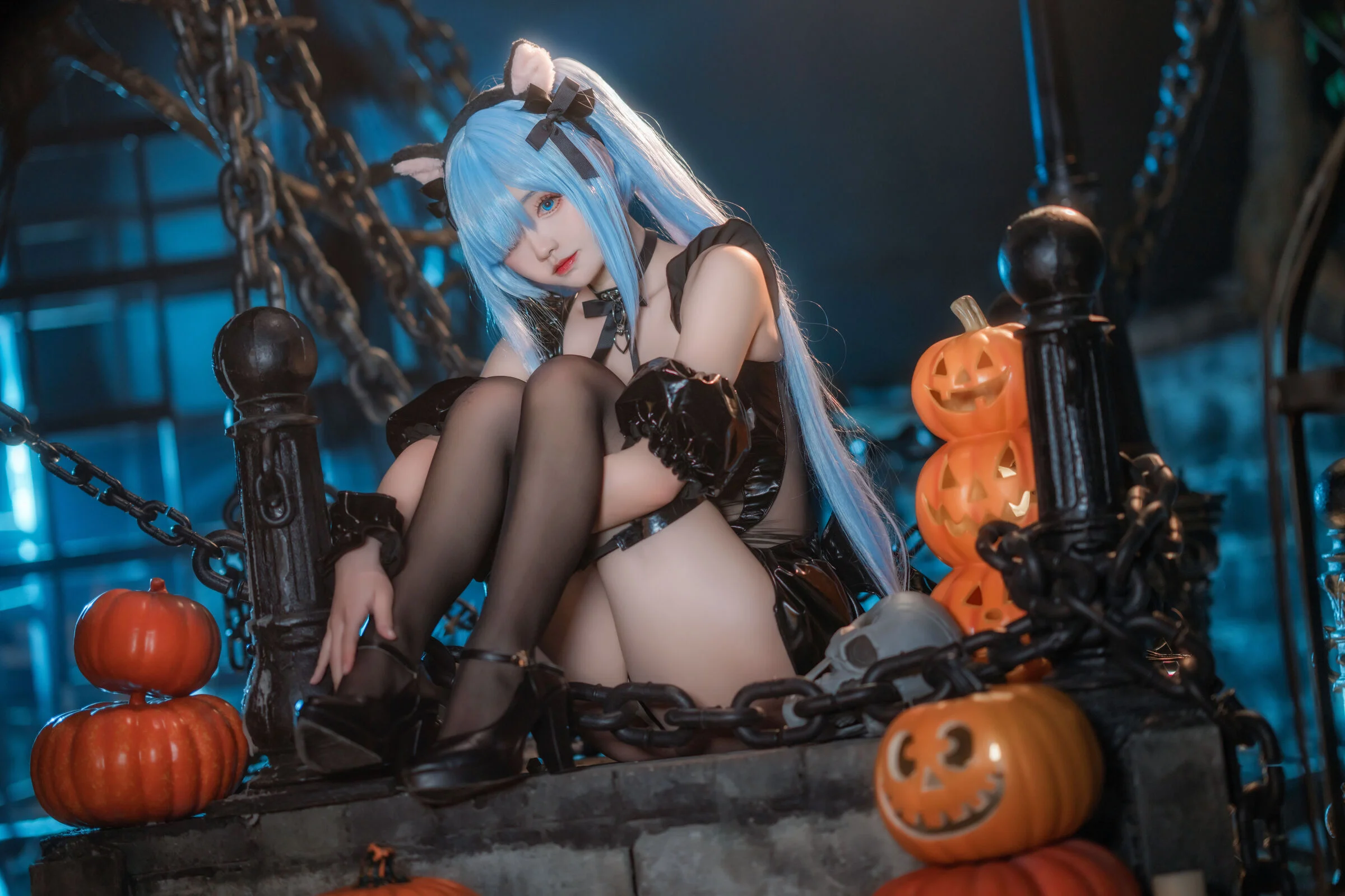 Đọc truyện hentai Tuyển tập Albums siêu phẩm Cosplay - Chap 150 - Azur Lane Janus Halloween Meow Meow Đêm kinh dị