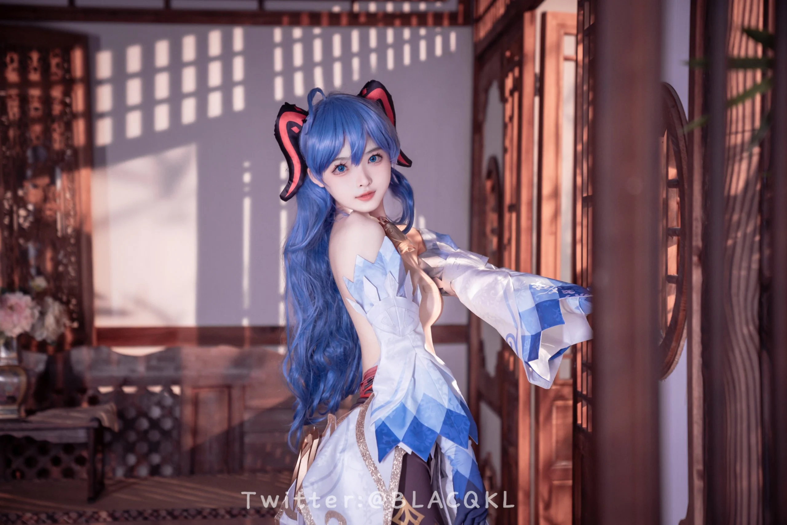 Đọc truyện hentai Tuyển tập Albums siêu phẩm Cosplay - Chap 597 - [Bai Li loves chocolate] Gan Yu