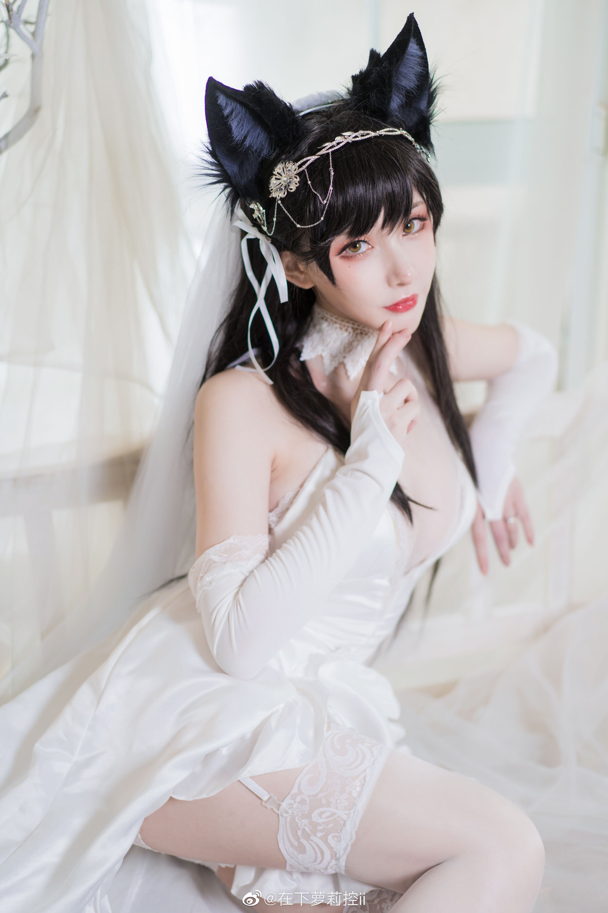 Đọc truyện hentai Tuyển tập Albums siêu phẩm Cosplay - Chap 498 - Egil + Prince Eugen + Louis IX + Atago (Azur Lane)