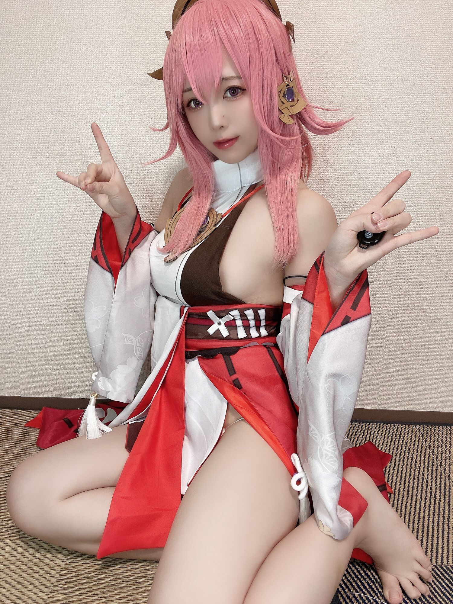 Đọc truyện hentai Tuyển tập Albums siêu phẩm Cosplay - Chap 490 - Rizuna - Yae Miko Cosplay