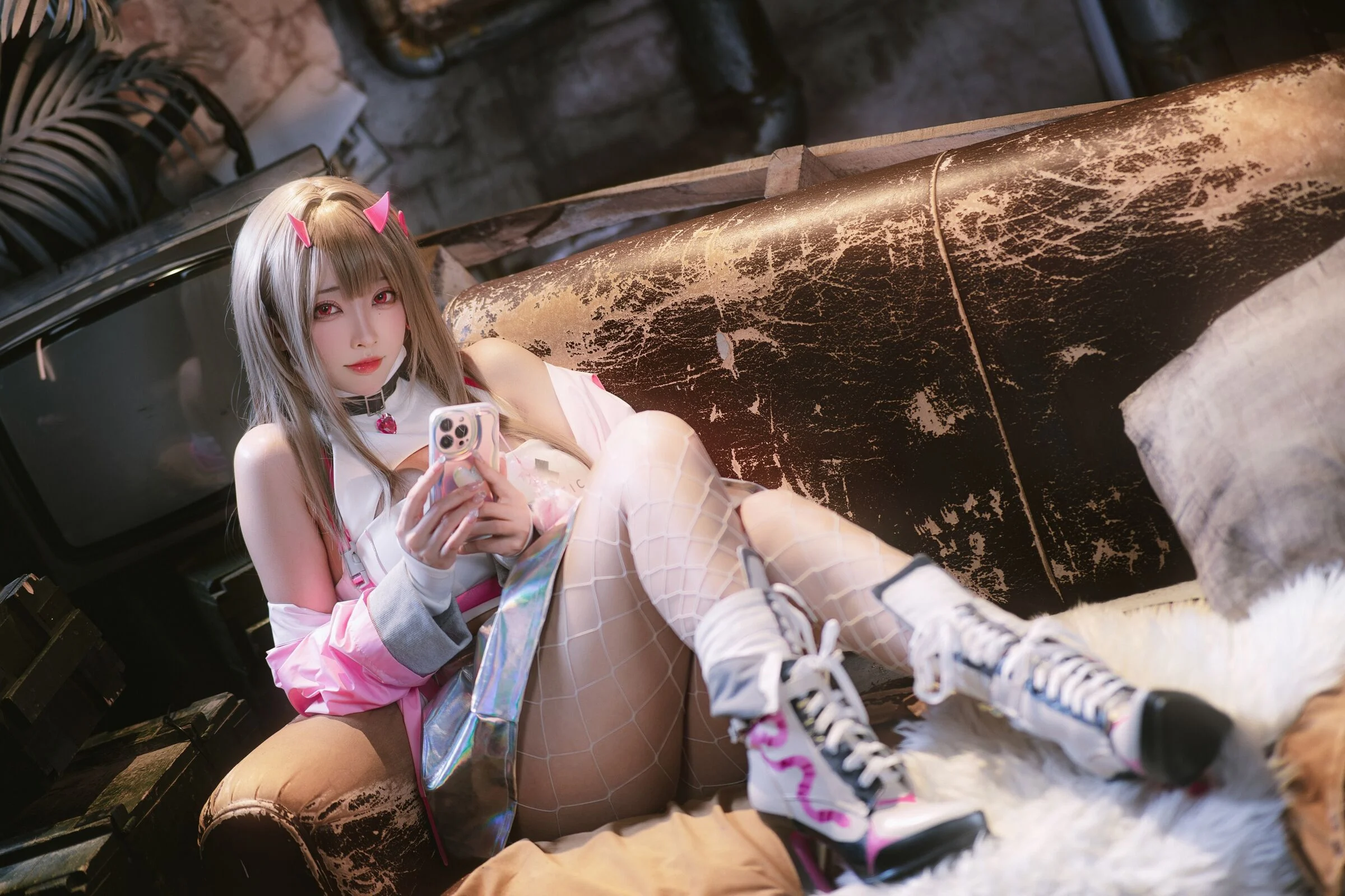 Đọc truyện hentai Tuyển tập Albums siêu phẩm Cosplay - Chap 338 - Sakura Miyamoto - Viper