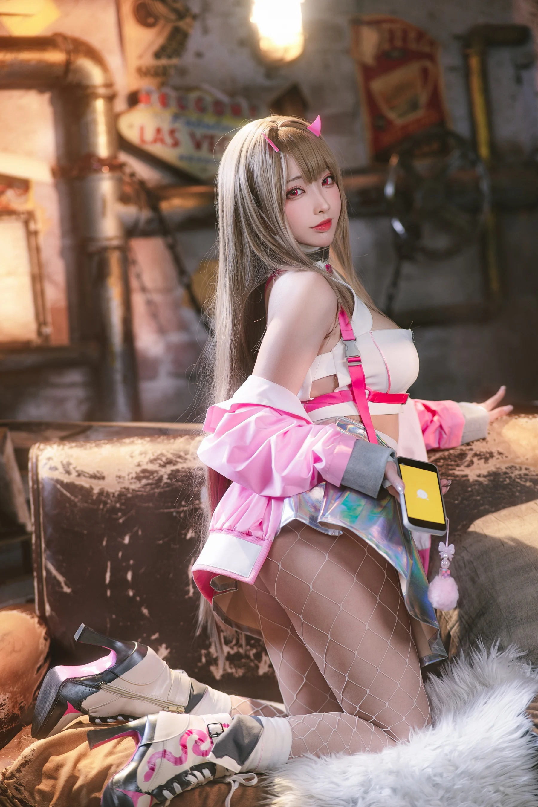 Đọc truyện hentai Tuyển tập Albums siêu phẩm Cosplay - Chap 338 - Sakura Miyamoto - Viper