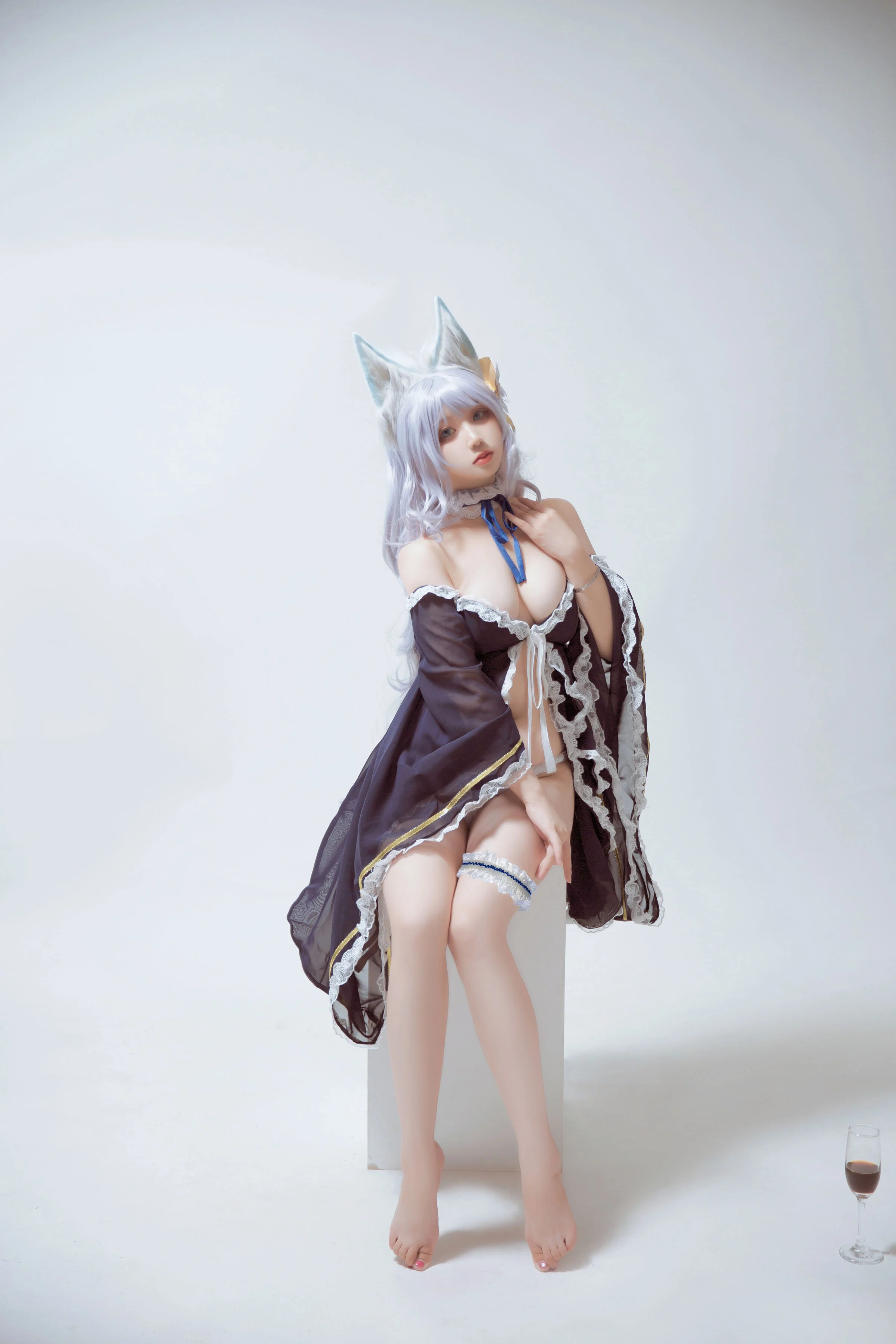 Đọc truyện hentai Tuyển tập Albums siêu phẩm Cosplay - Chap 585 - Ruby dip sauce Meimei - Azur Lane Shinano painter pajamas
