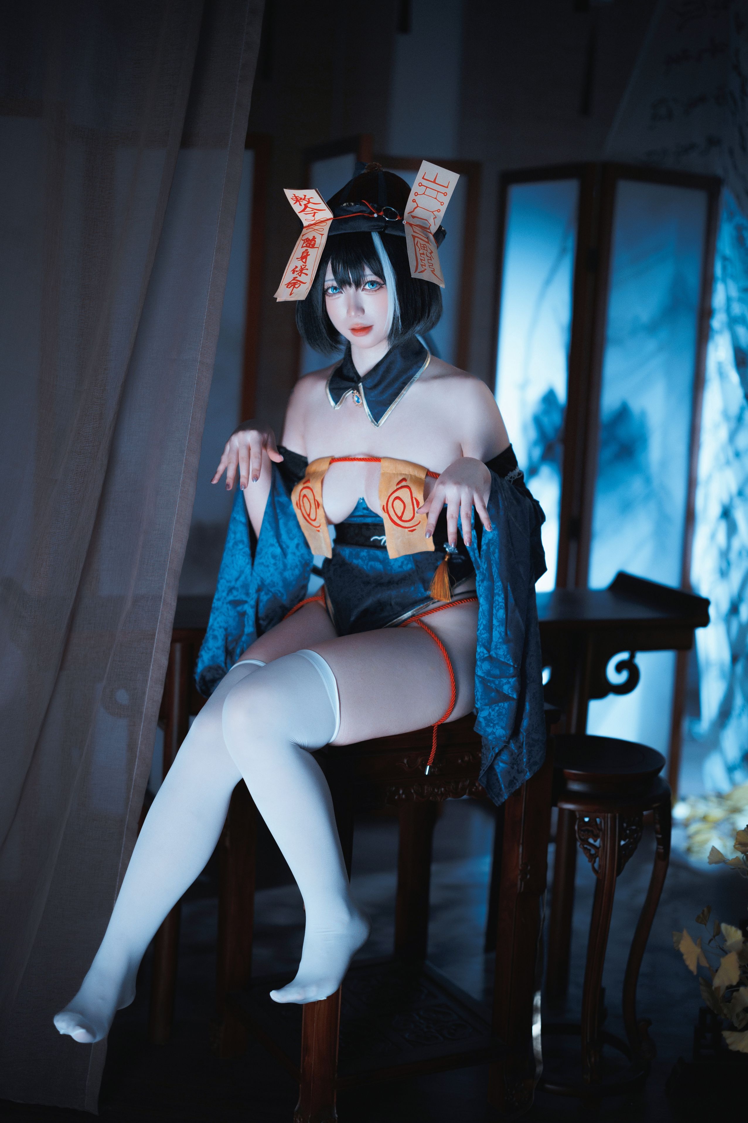 Đọc truyện hentai Tuyển tập Albums siêu phẩm Cosplay - Chap 560 - Yingluojiang w Azur Lane Huajia Zombie