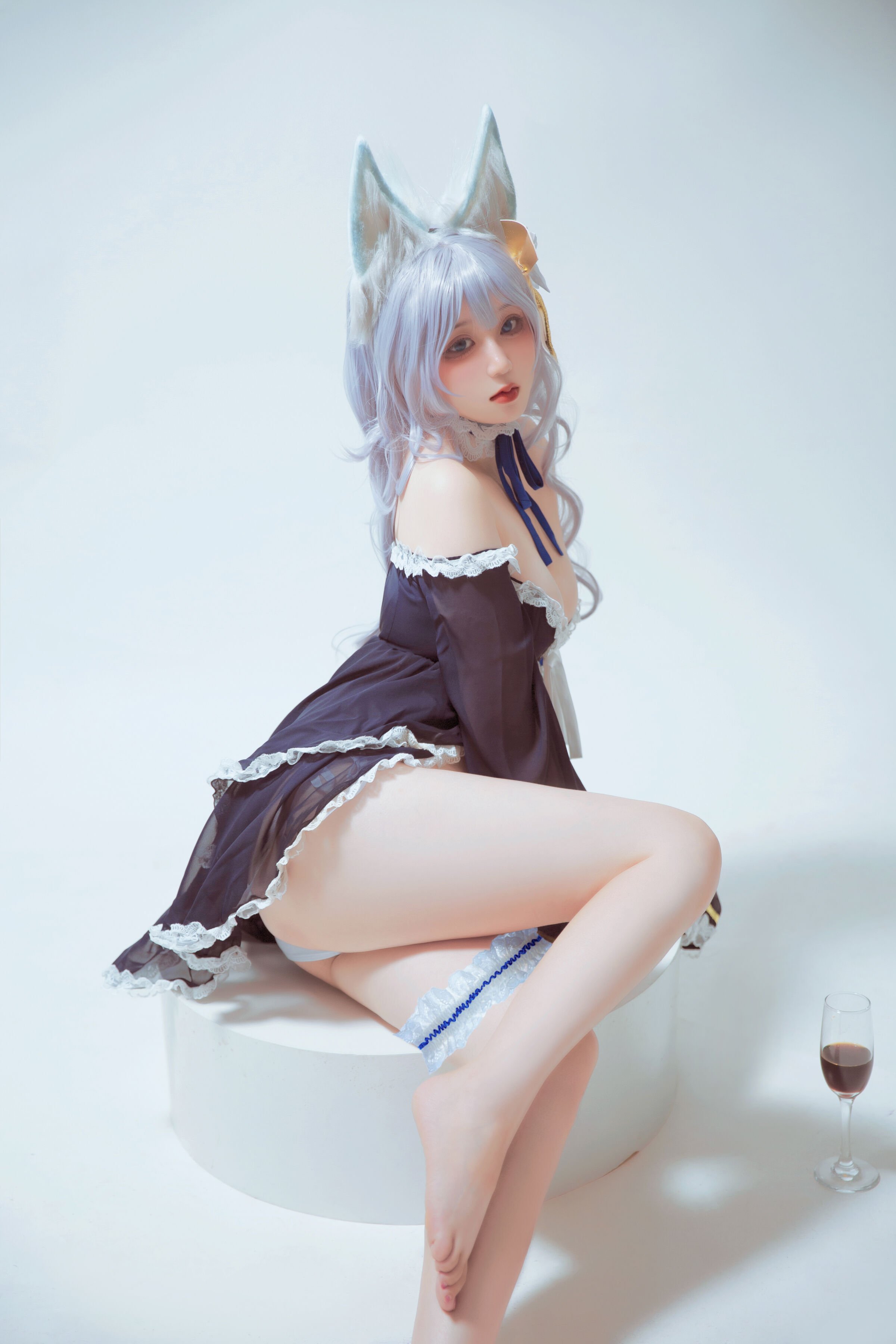 Đọc truyện hentai Tuyển tập Albums siêu phẩm Cosplay - Chap 585 - Ruby dip sauce Meimei - Azur Lane Shinano painter pajamas