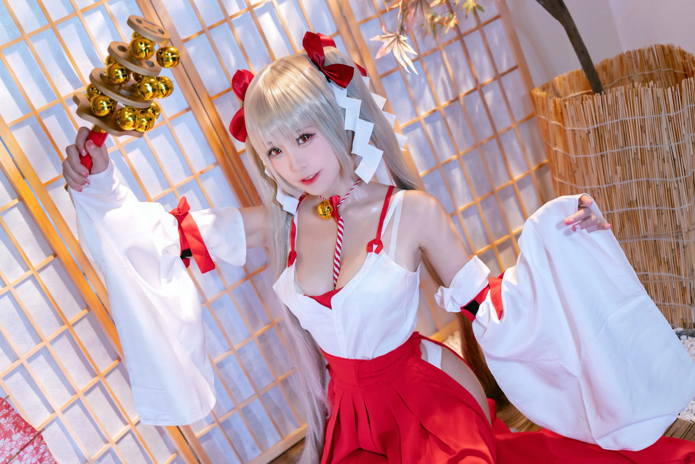 Đọc truyện hentai Tuyển tập Albums siêu phẩm Cosplay - Chap 615 - miko - Awesome witch