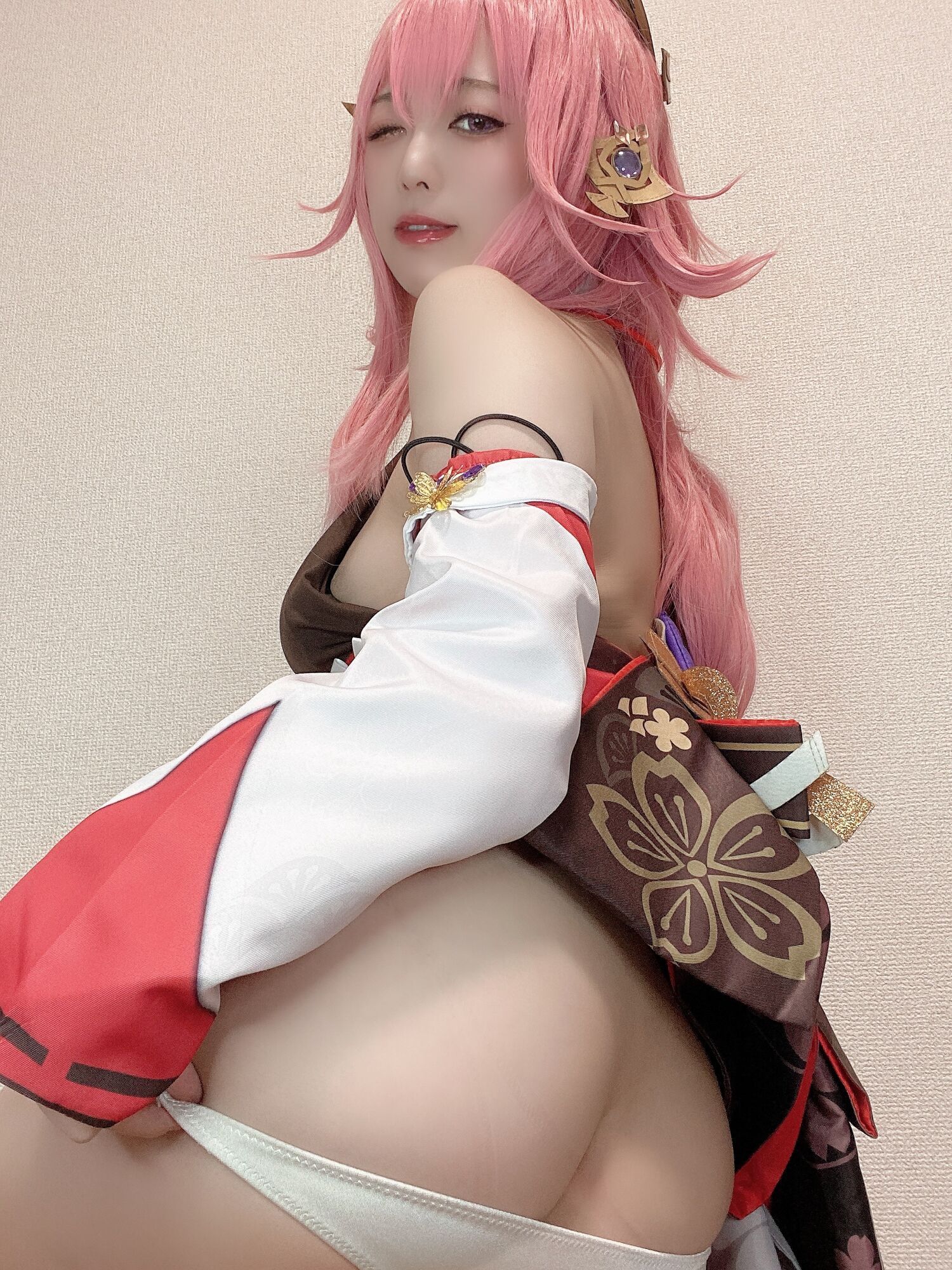 Đọc truyện hentai Tuyển tập Albums siêu phẩm Cosplay - Chap 490 - Rizuna - Yae Miko Cosplay