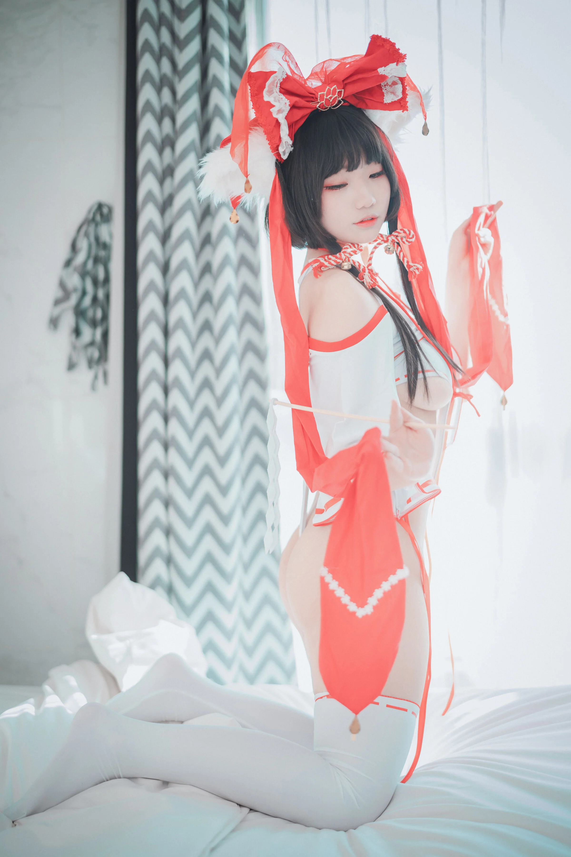 Đọc truyện hentai Tuyển tập Albums siêu phẩm Cosplay - Chap 612 - Mimmi - Reimu Hakurei
