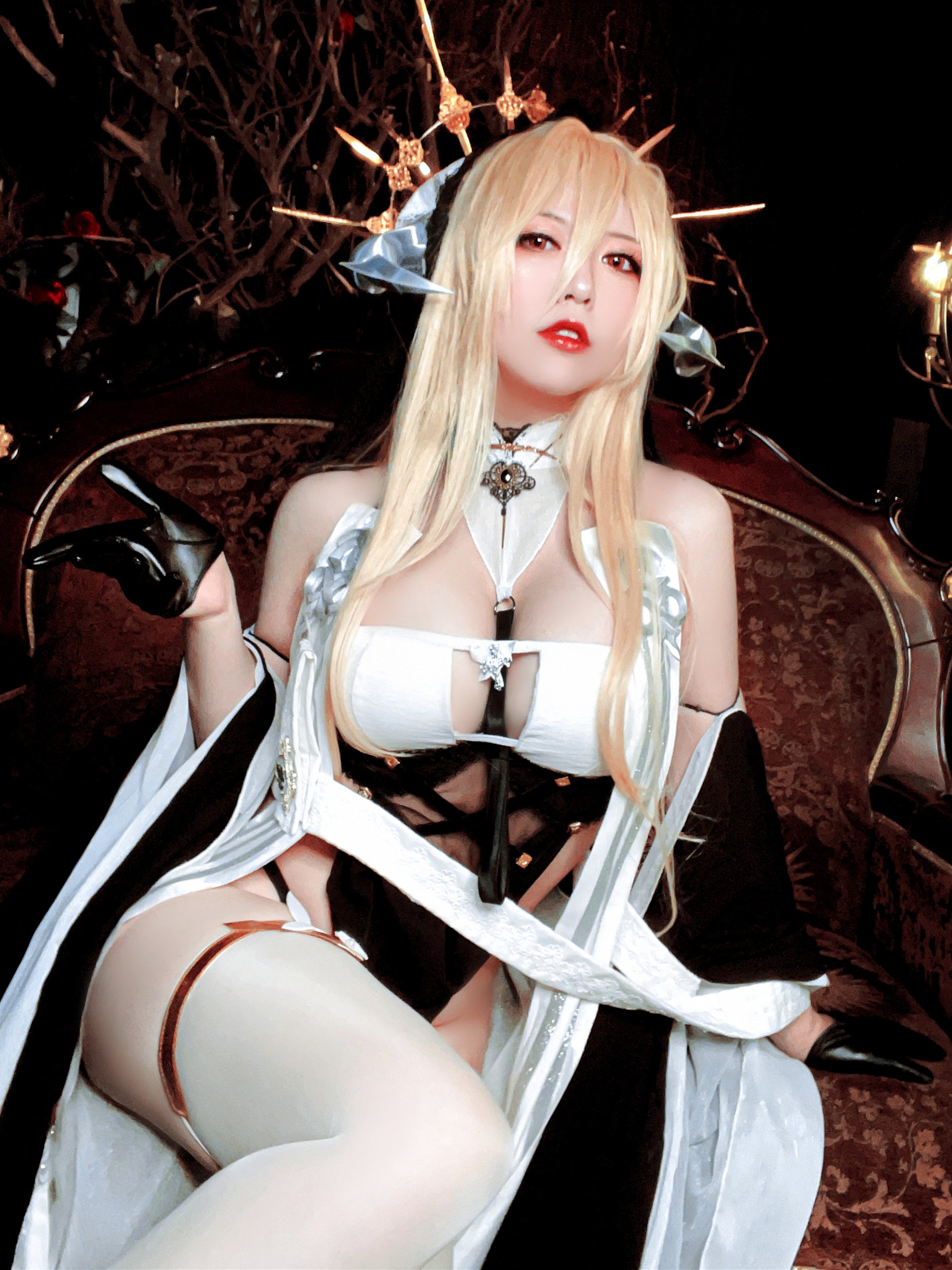 Đọc truyện hentai Tuyển tập Albums siêu phẩm Cosplay - Chap 287 - Half-Half-Child Implacable Nun
