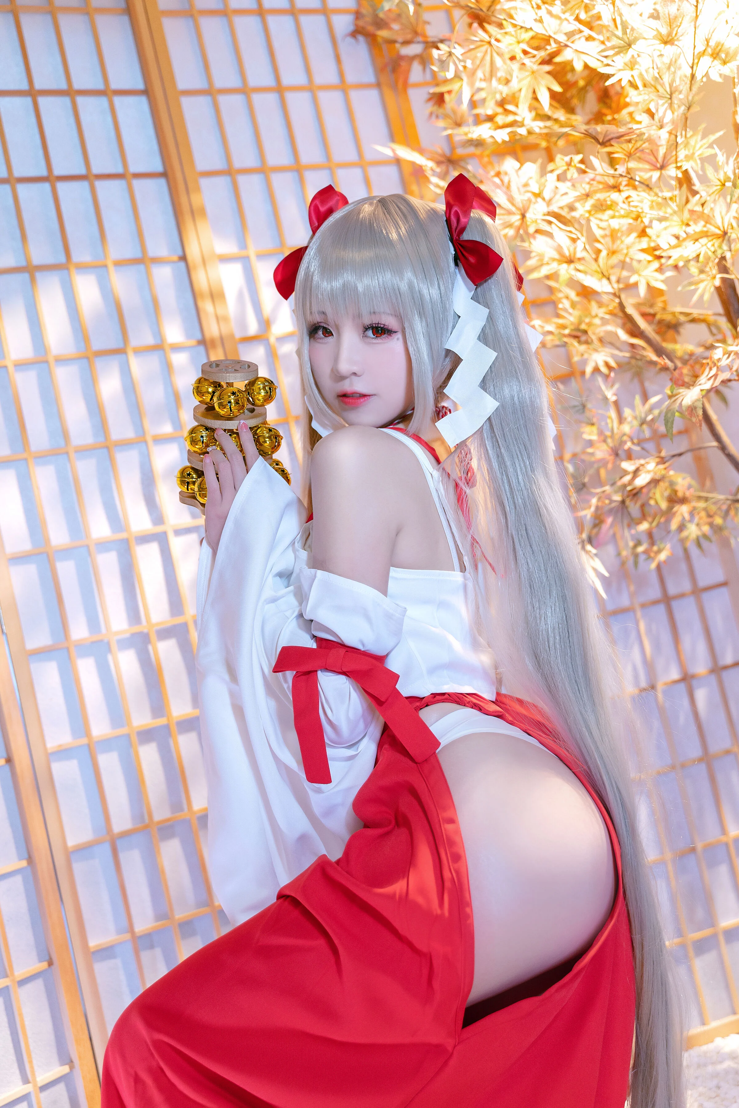 Đọc truyện hentai Tuyển tập Albums siêu phẩm Cosplay - Chap 615 - miko - Awesome witch