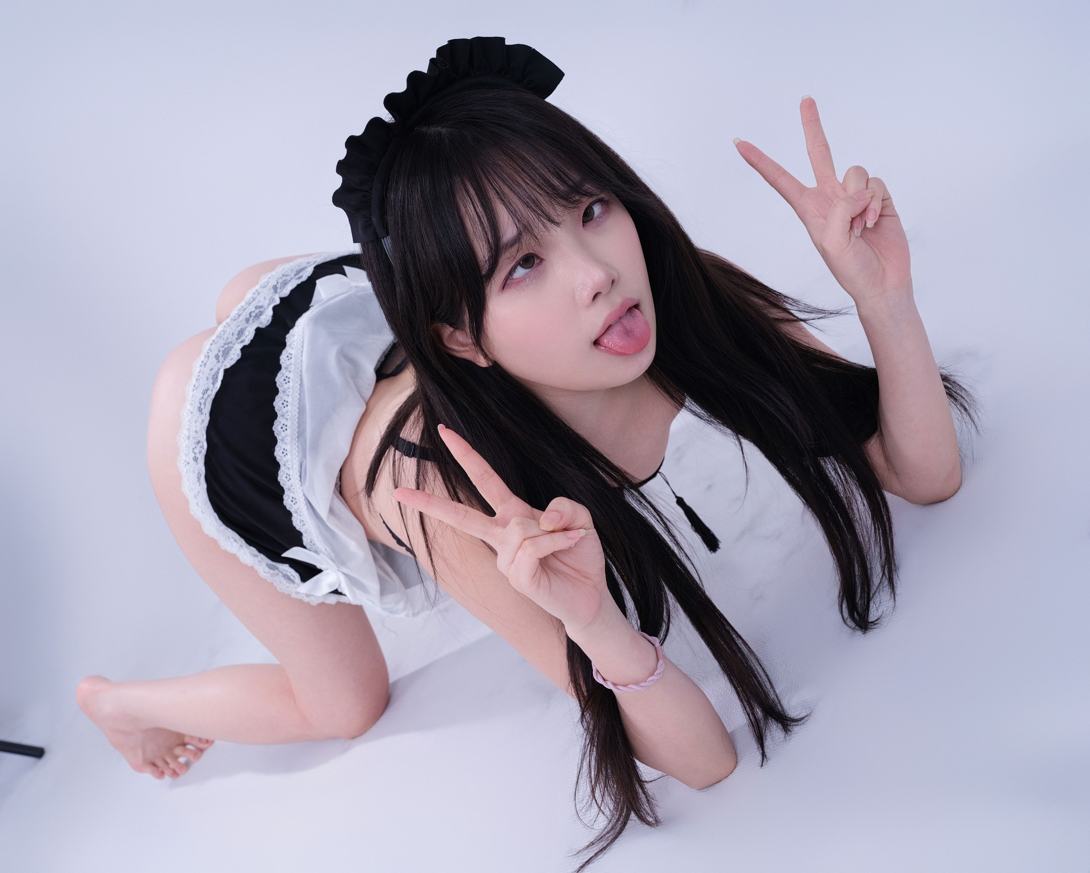Đọc truyện hentai Tuyển tập Albums siêu phẩm Cosplay - Chap 34 - BAEK SUL TANG - No.18 Private maid