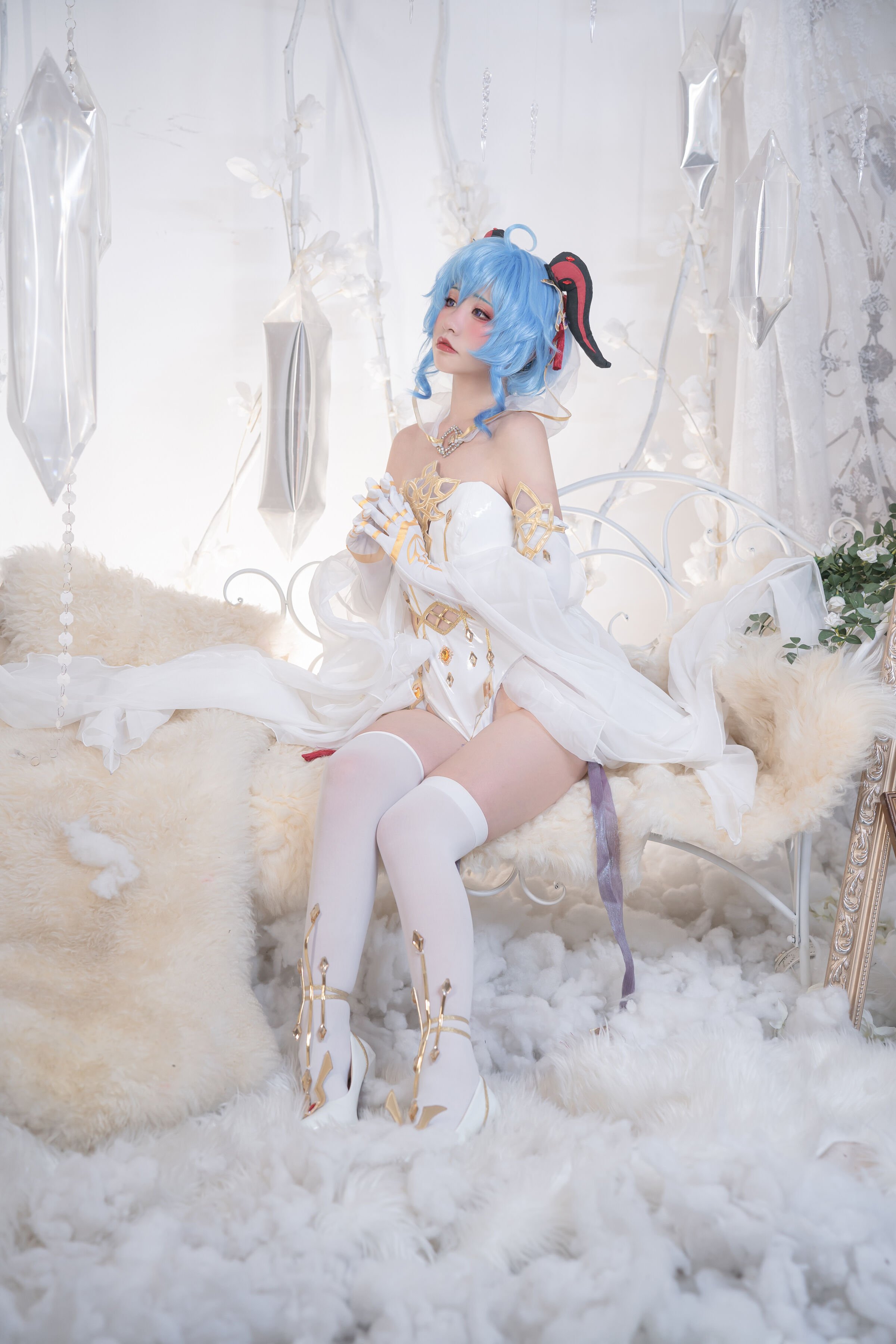 Đọc truyện hentai Tuyển tập Albums siêu phẩm Cosplay - Chap 489 - Crash Girl Meow Xiaoji & Yunshao - Genshin Impact Bride: Eula & Ganyu