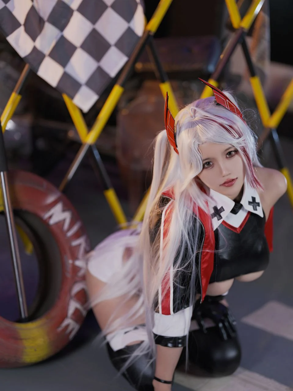 Đọc truyện hentai Tuyển tập Albums siêu phẩm Cosplay - Chap 439 - Chiyo Ogura - Captain Figure Racing Eugen