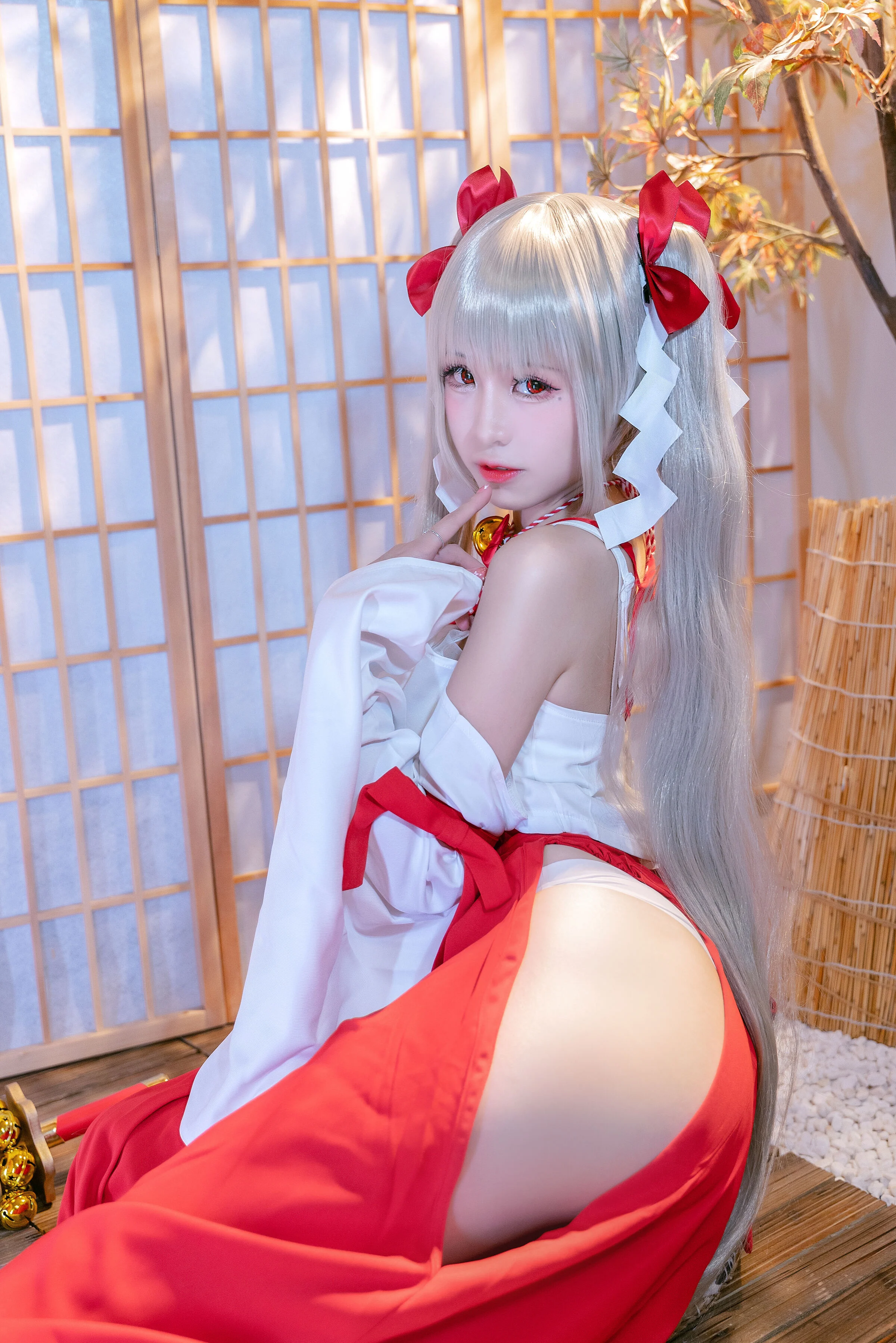 Đọc truyện hentai Tuyển tập Albums siêu phẩm Cosplay - Chap 615 - miko - Awesome witch