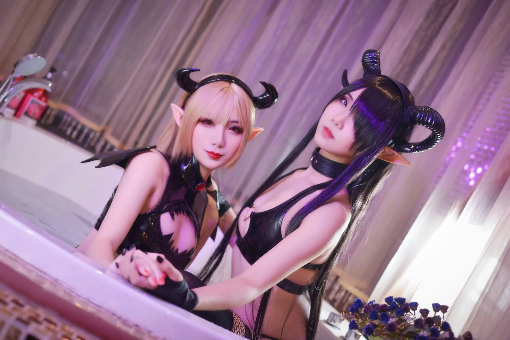 Đọc truyện hentai Tuyển tập Albums siêu phẩm Cosplay - Chap 170 - [Xiao Meiyan (Ba Mama Xiao Moyan)] Bộ sưu tập đôi Succubus số 007
