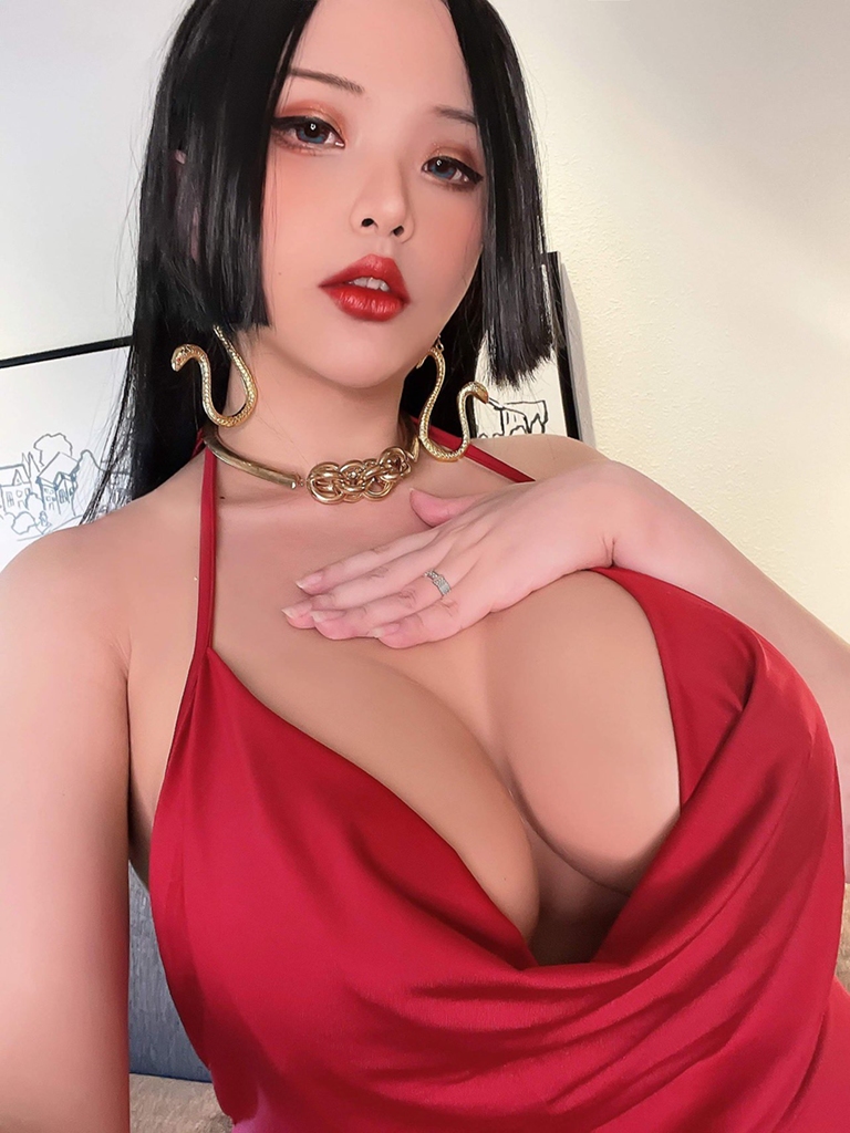 Đọc truyện hentai Tuyển tập Albums siêu phẩm Cosplay - Chap 345 - Hana Bunny – Boa Hancock Dress
