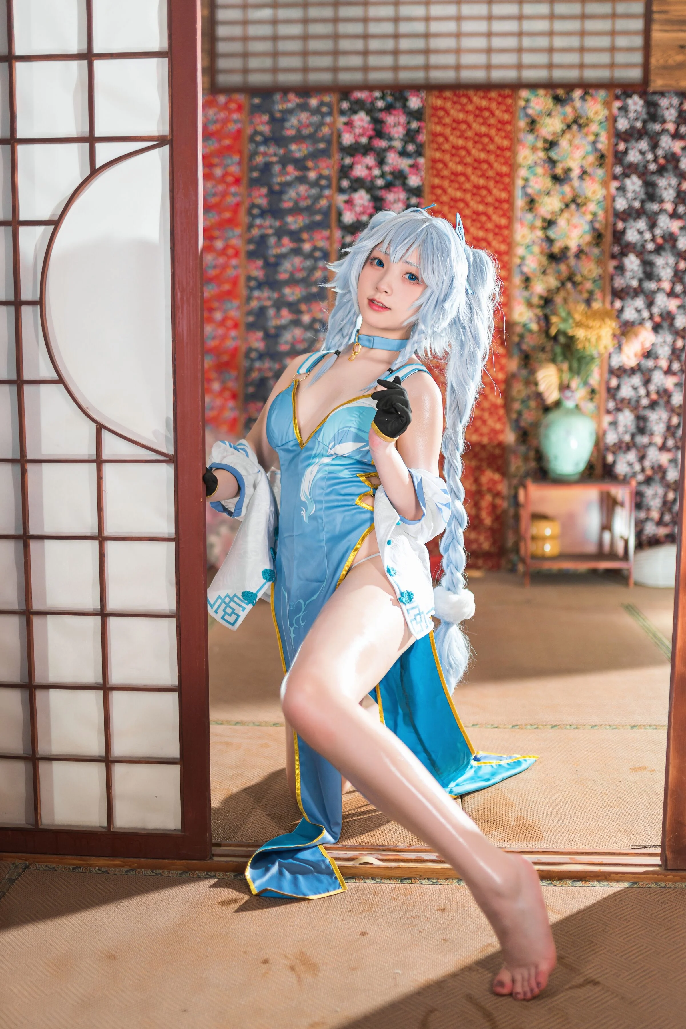 Đọc truyện hentai Tuyển tập Albums siêu phẩm Cosplay - Chap 466 - Flower Bell PA15 - Delphinium Charm