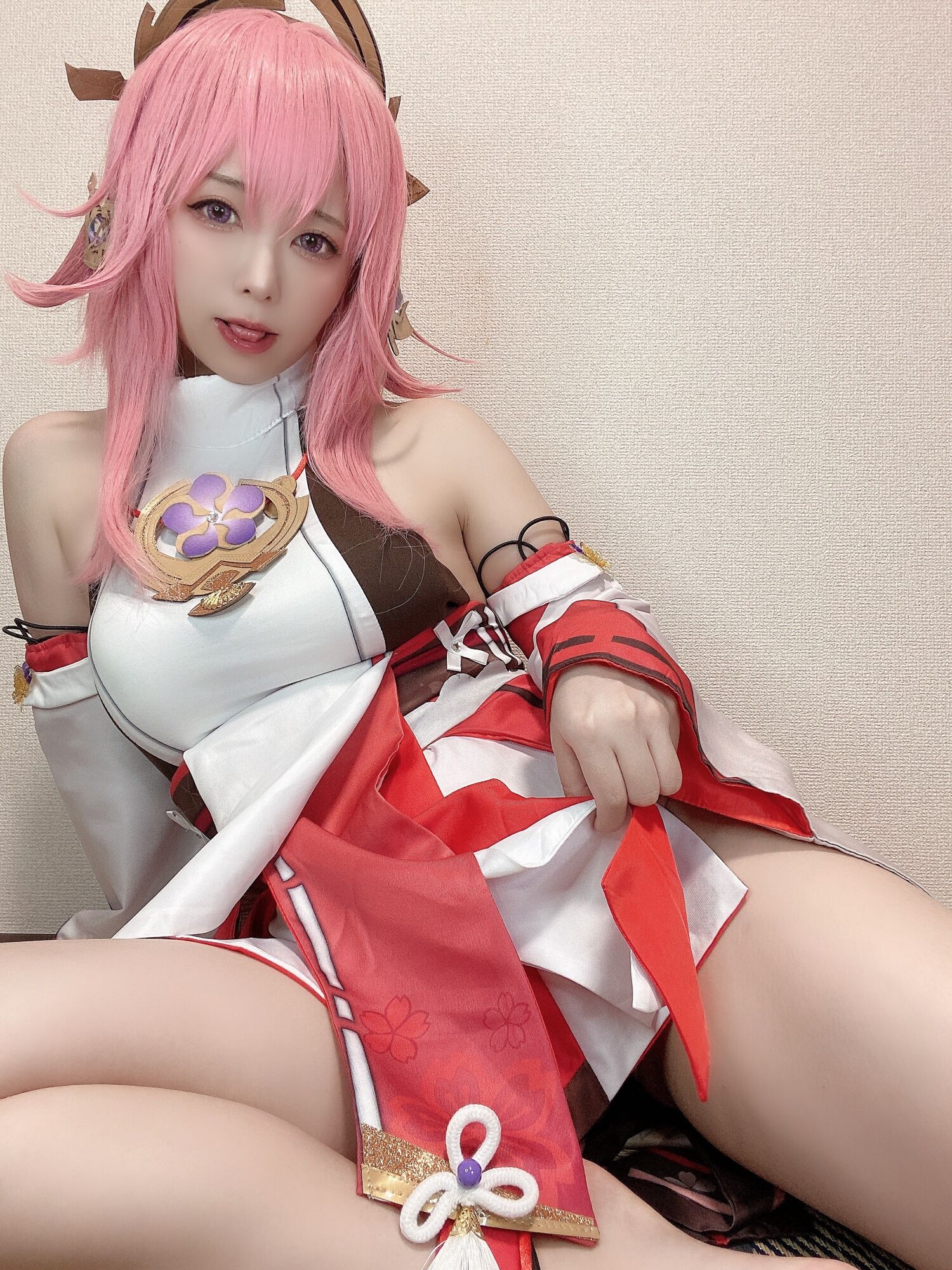 Đọc truyện hentai Tuyển tập Albums siêu phẩm Cosplay - Chap 490 - Rizuna - Yae Miko Cosplay