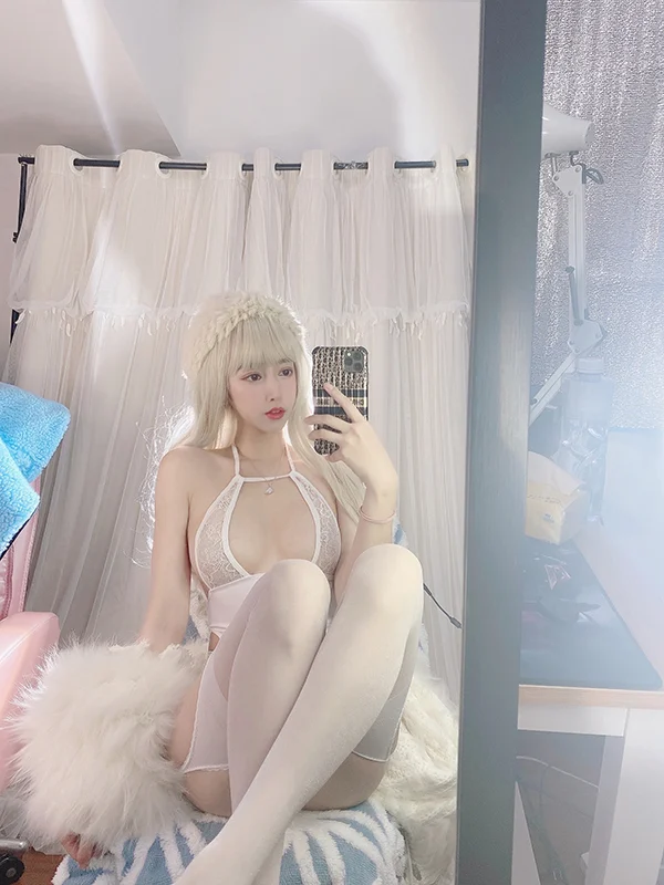 Đọc truyện hentai Tuyển tập Albums siêu phẩm Cosplay - Chap 704 - Expired rice noodles, white moonlight and cinnabar mole