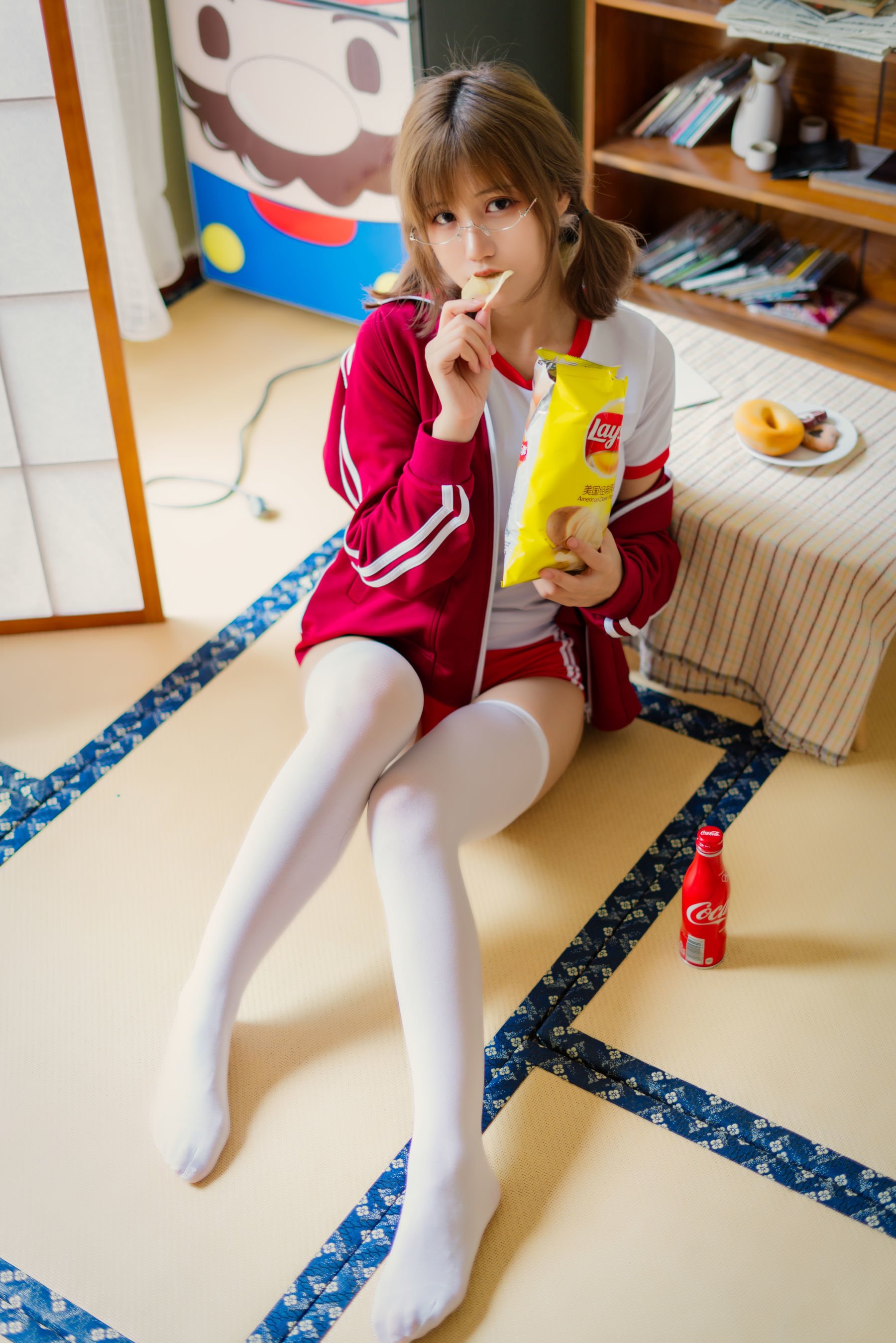 Đọc truyện hentai Tuyển tập Albums siêu phẩm Cosplay - Chap 734 - [Chiyoko Ogura] Red gymnastics suit