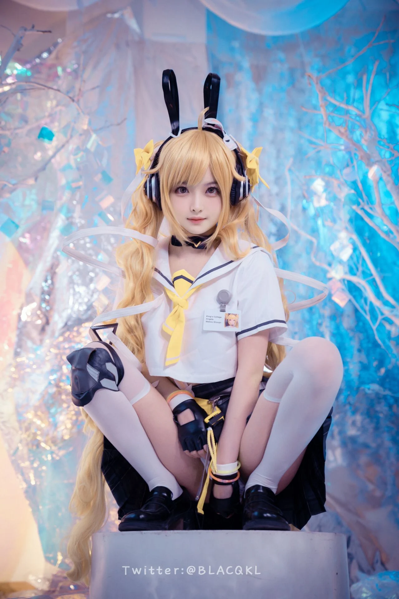 Đọc truyện hentai Tuyển tập Albums siêu phẩm Cosplay - Chap 600 - Bai Li loves chocolate - Angela