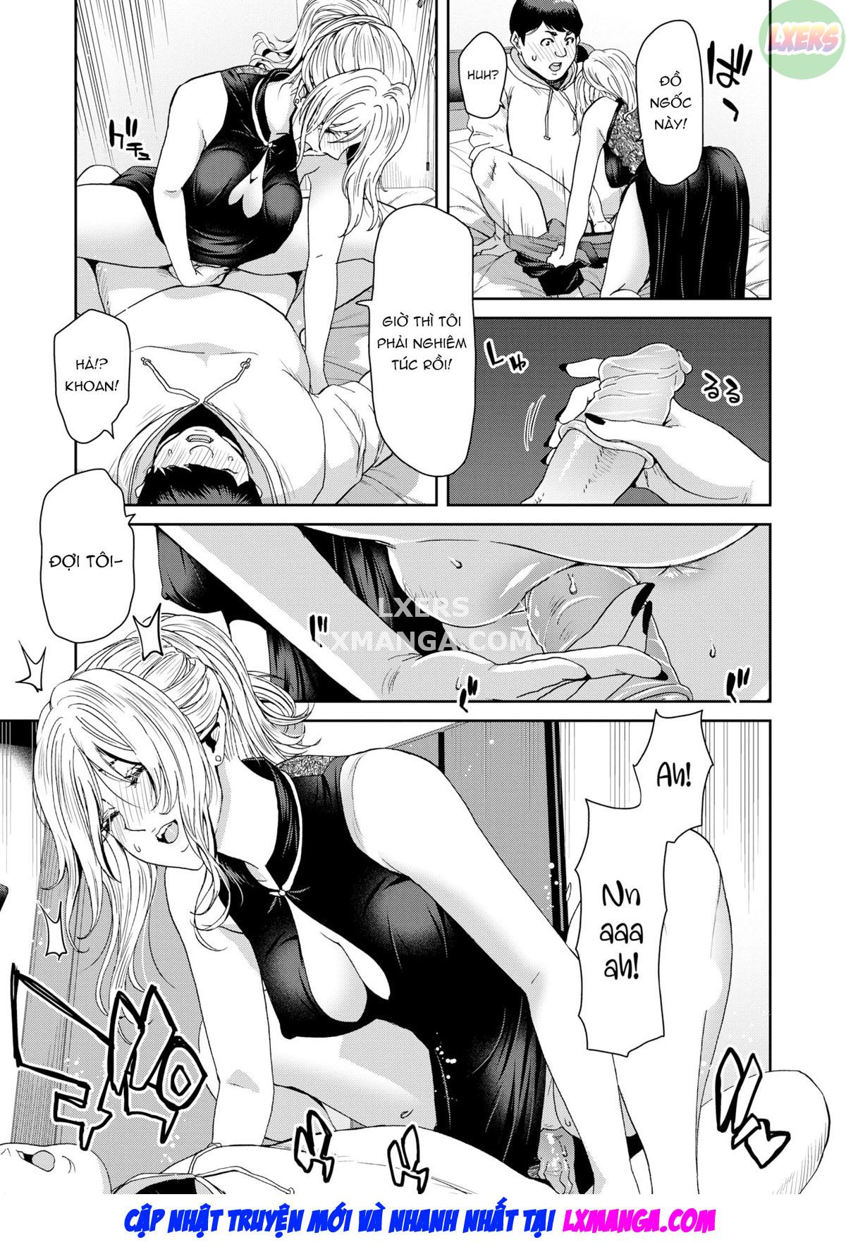 Đọc truyện hentai Câu chuyện về một cậu sinh viên đã làm tình với một cô gái ở quán rượu - Oneshot