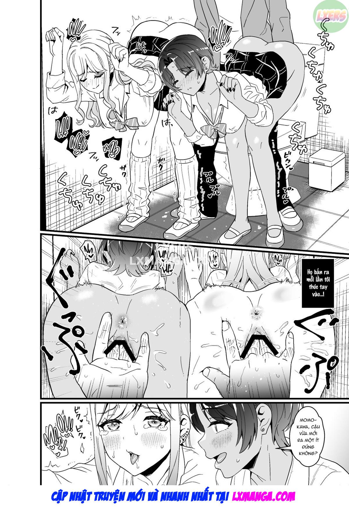 Đọc truyện hentai That Time Gyarus Asked Me To Grope Their Tits After Class - Oneshot